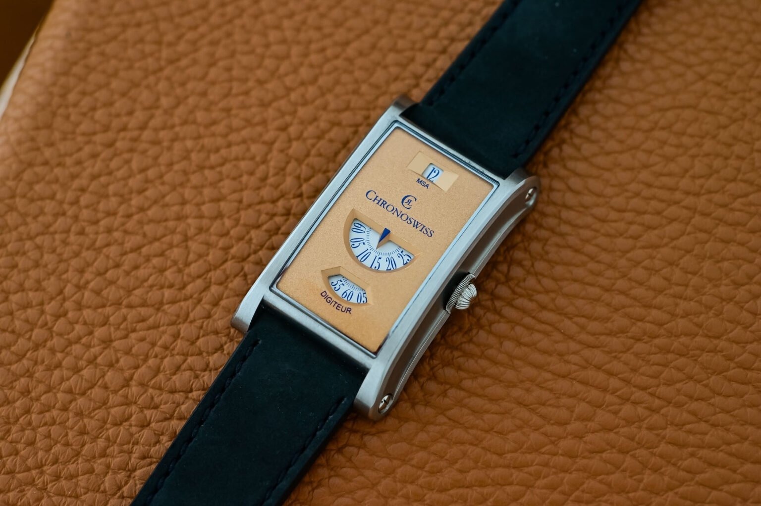 On wrist, On wrist lifestyle, đồng hồ tuần, Đồng hồ UFO, đồng hồ Czapek ảnh 11 On wrist, On wrist lifestyle, dong ho tuan, Dong ho UFO, dong ho Czapek anh 11