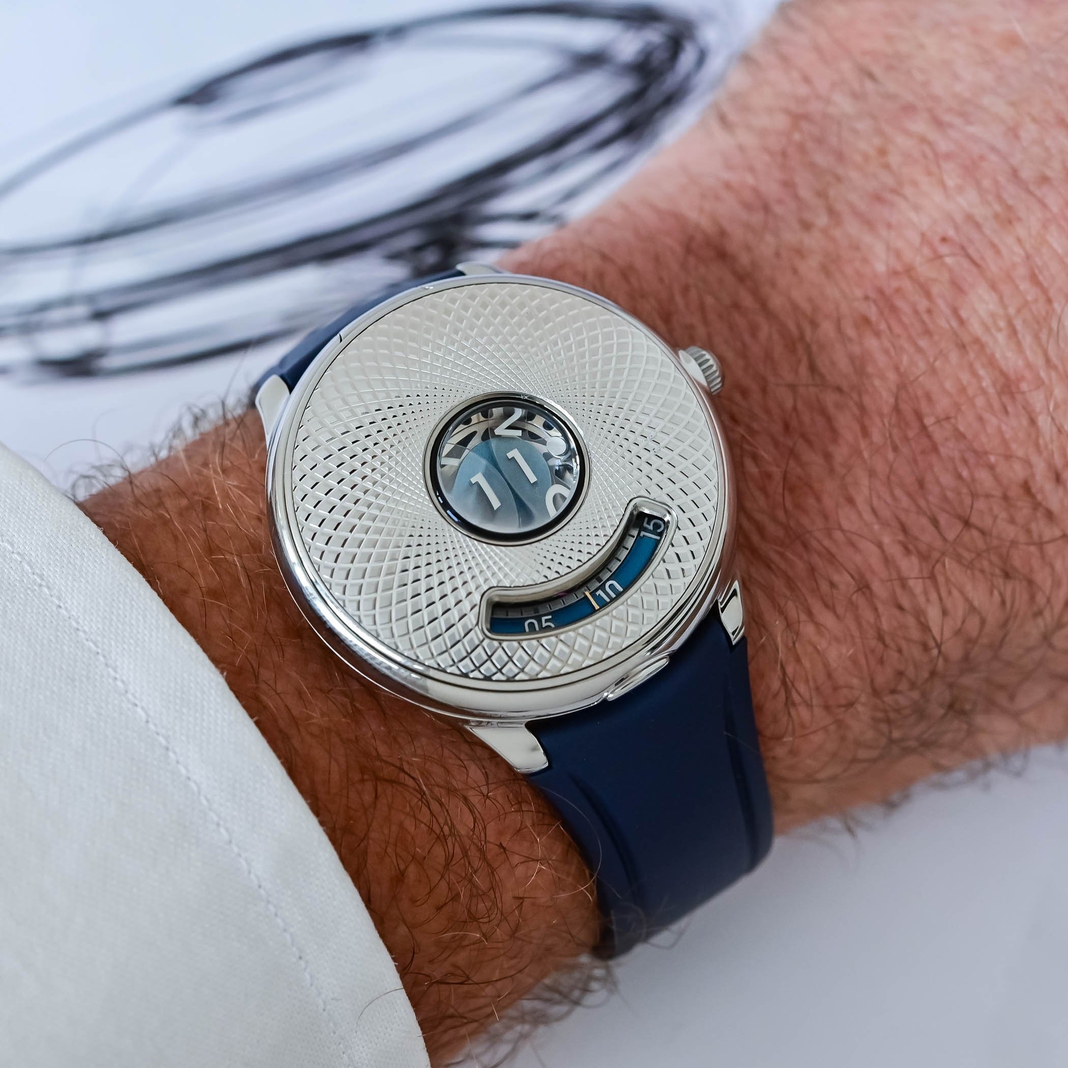 On wrist, On wrist lifestyle, đồng hồ tuần, Đồng hồ UFO, đồng hồ Czapek ảnh 3 On wrist, On wrist lifestyle, dong ho tuan, Dong ho UFO, dong ho Czapek anh 3