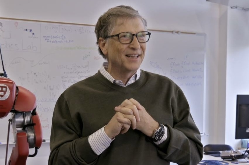 Thu choi dong ho binh dan duoi 100 USD cua Bill Gates hinh anh
