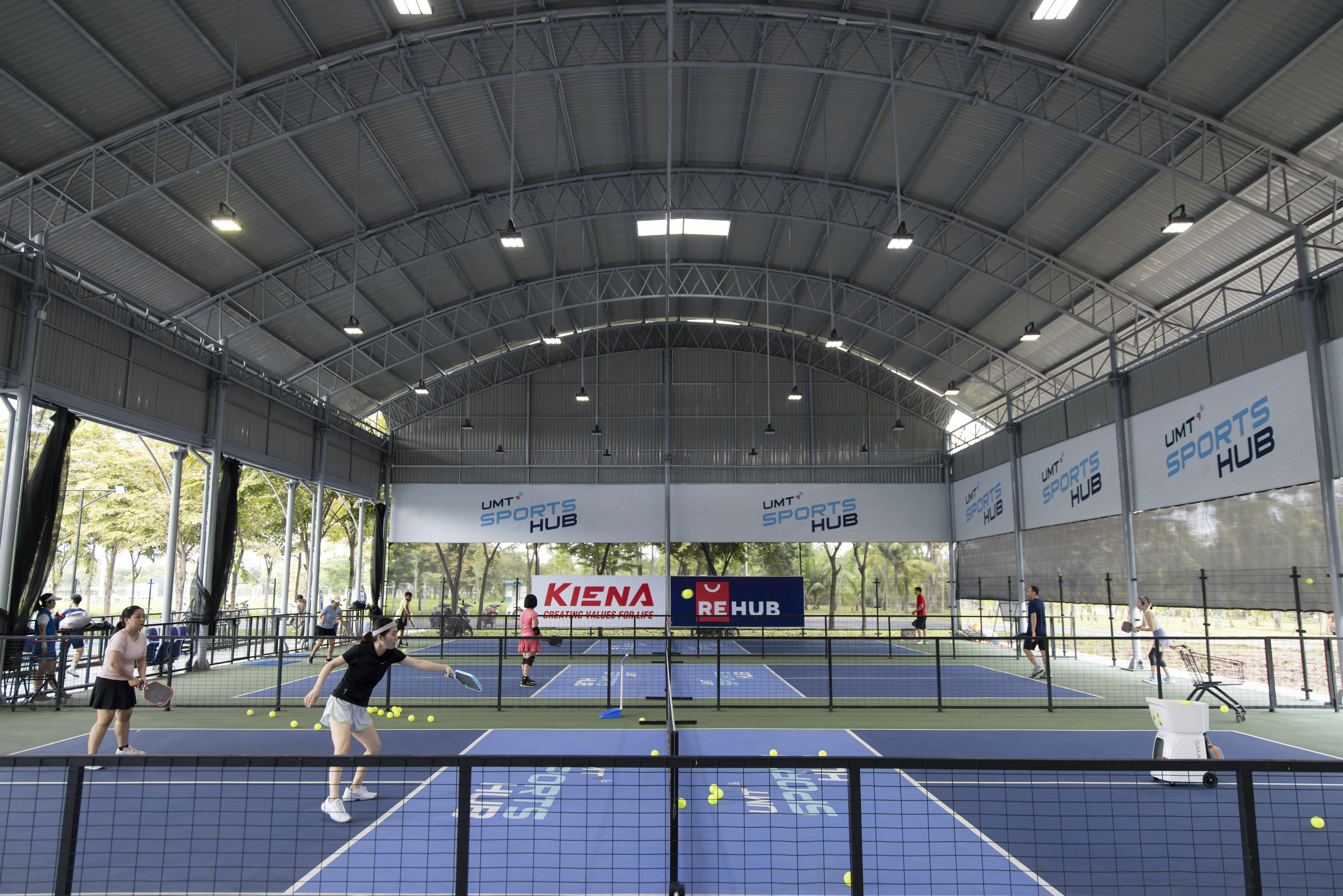 vot pickleball,  pickleball viet nam,  tieu thu vot pickleball,  trao luu pickleball anh 1