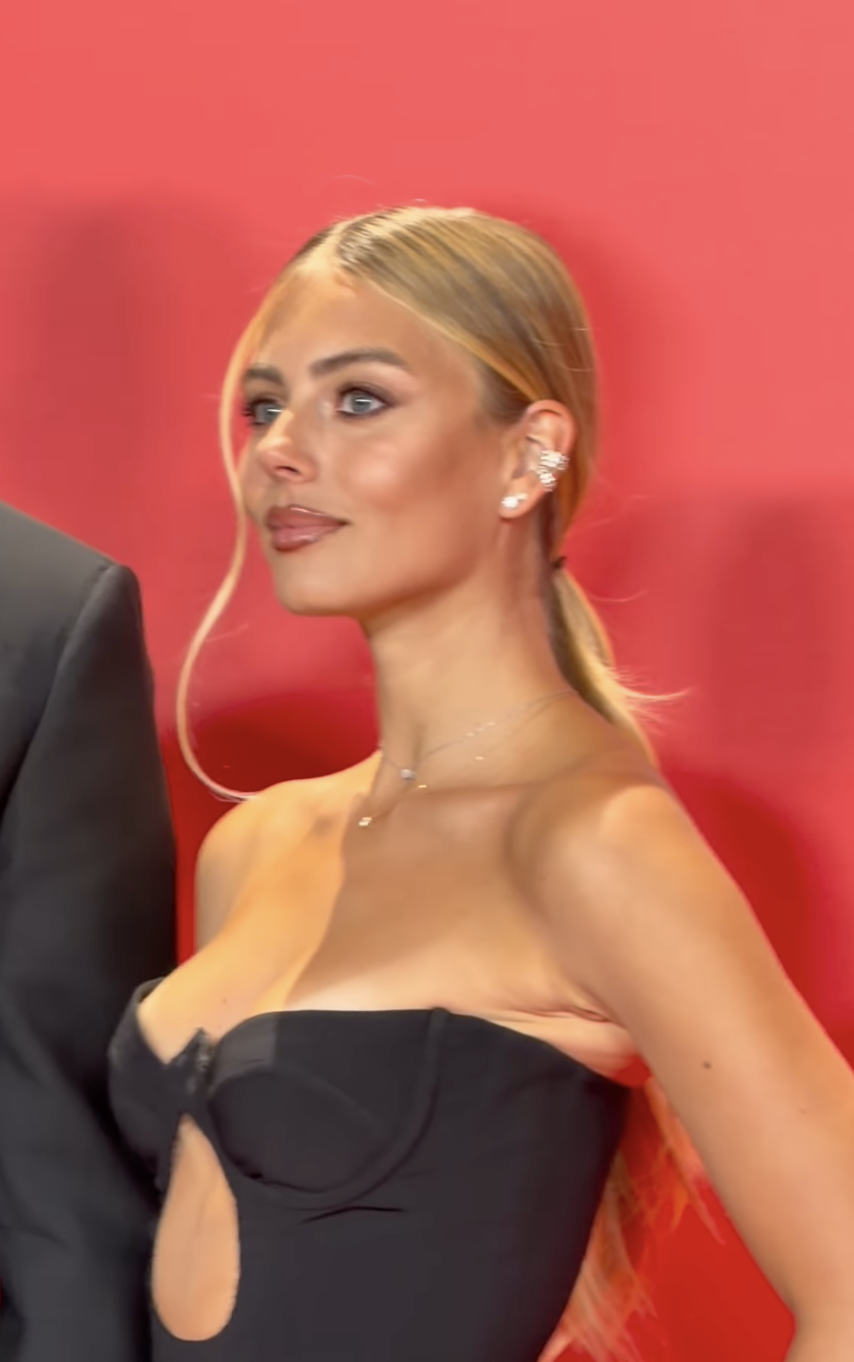 Thibaut Courtois,  vo Thibaut Courtois,  Thibaut Courtois,  Mishel Gerzig,  Mishel Gerzig la ai,  vo Thibaut Courtois,  Real Madrid, anh 2