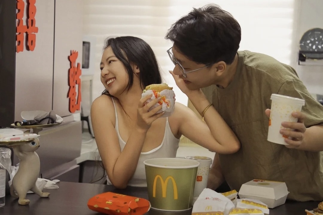 Thay gi khi 48% Gen Z truong thanh chua tung quan he tinh duc? hinh anh