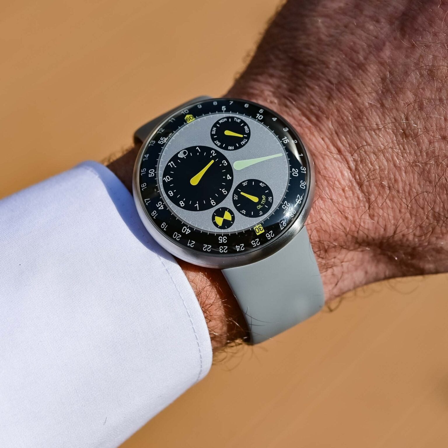 dong ho,  Num van,  On Wrist,  H. Moser & Cie,  Streamliner,  Genesis,  Ressence anh 5