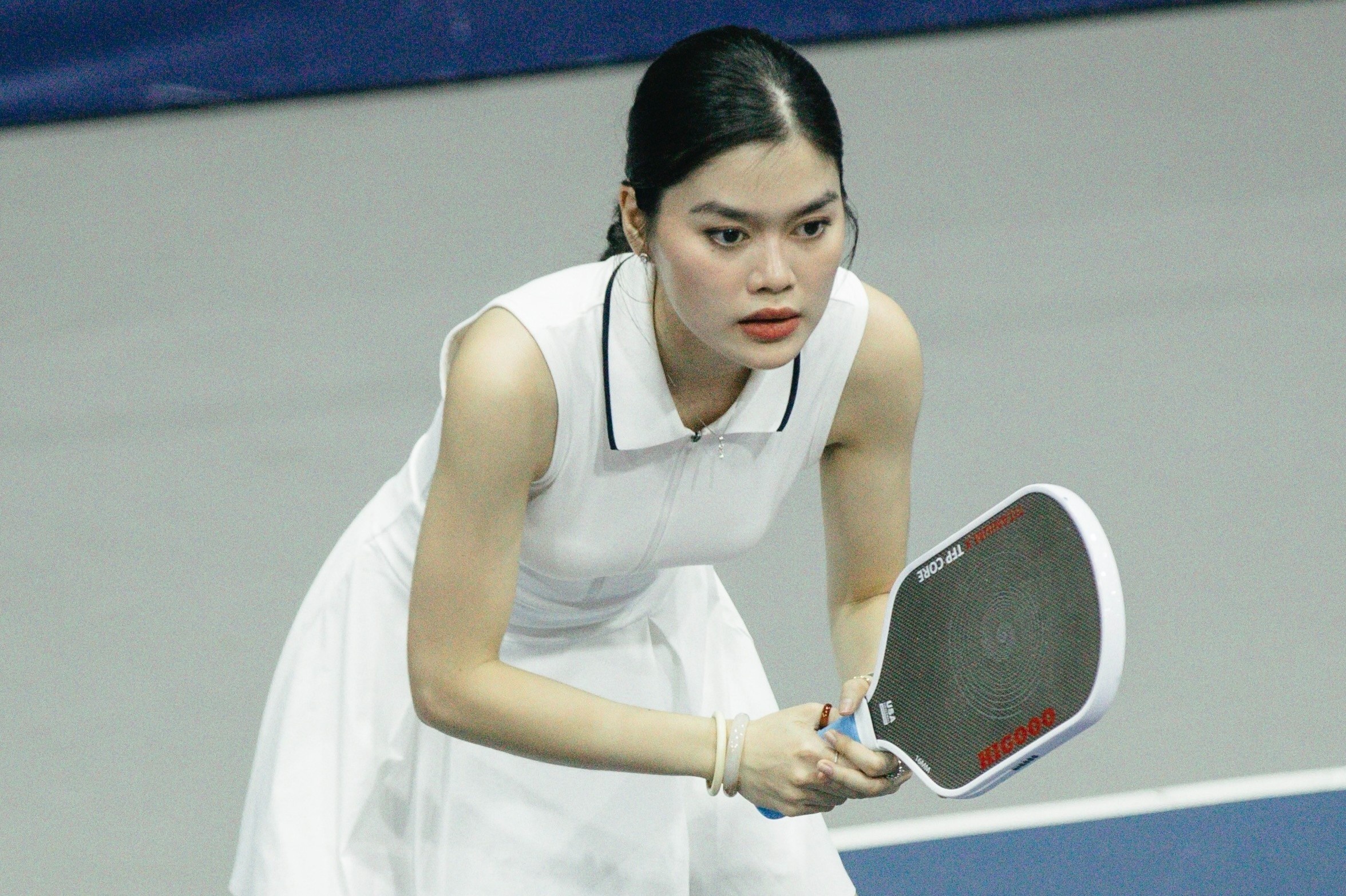 Thi truong vot pickleball nong len tu Tesla den hang nhai hinh anh