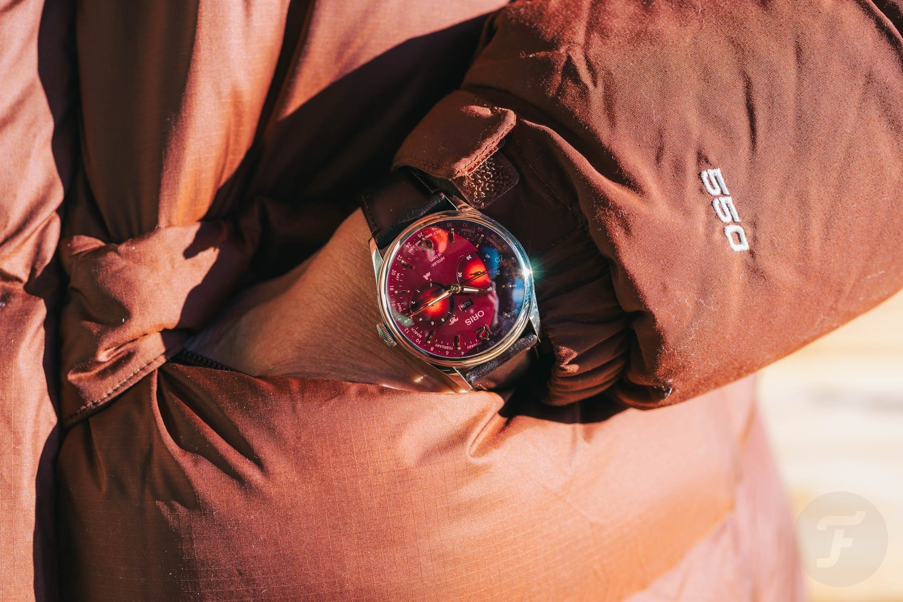 dong ho,  binh ngo,  2026,  Oris,  Venezianico anh 1