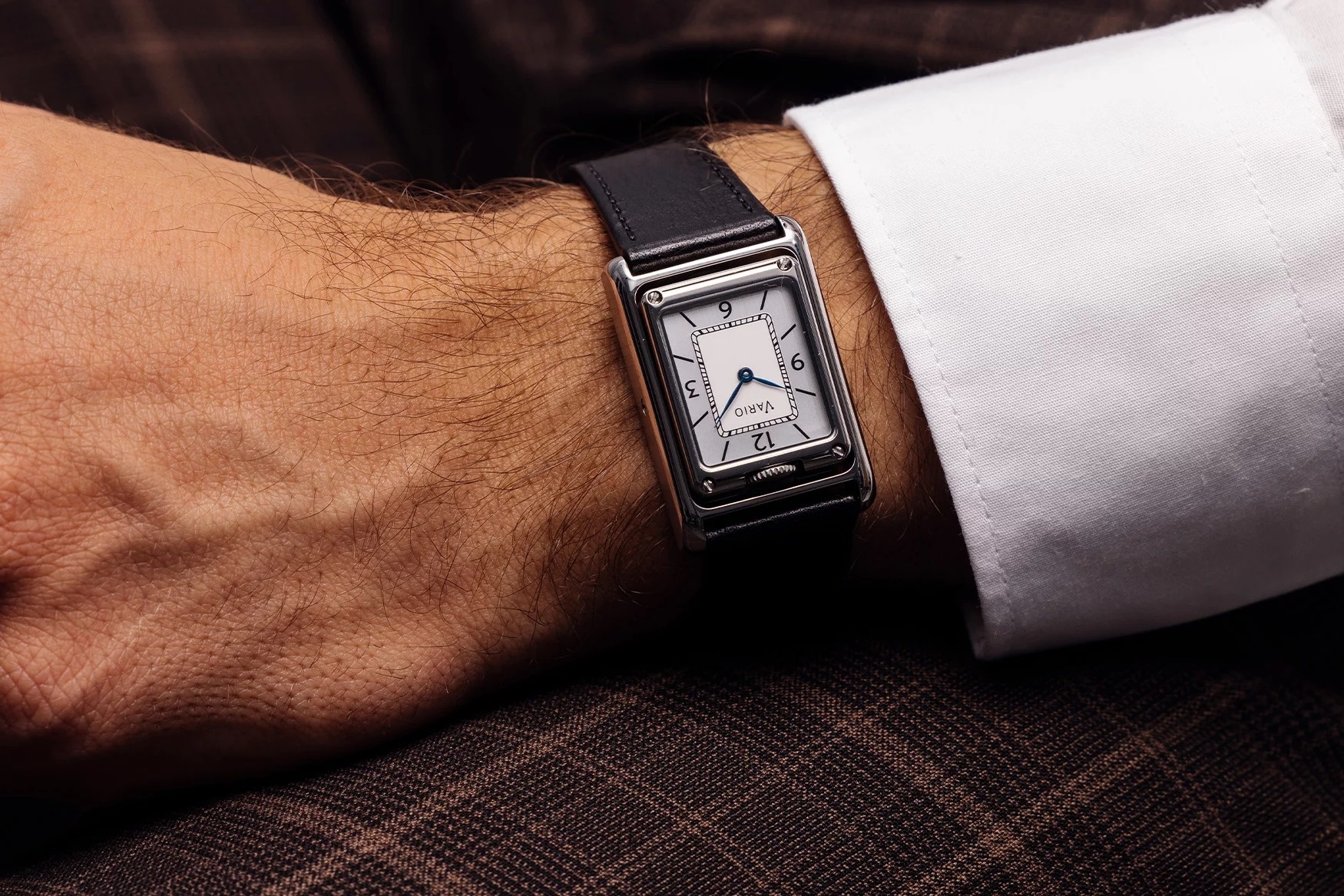 dong ho,  binh ngo,  2026,  Oris,  Venezianico anh 11