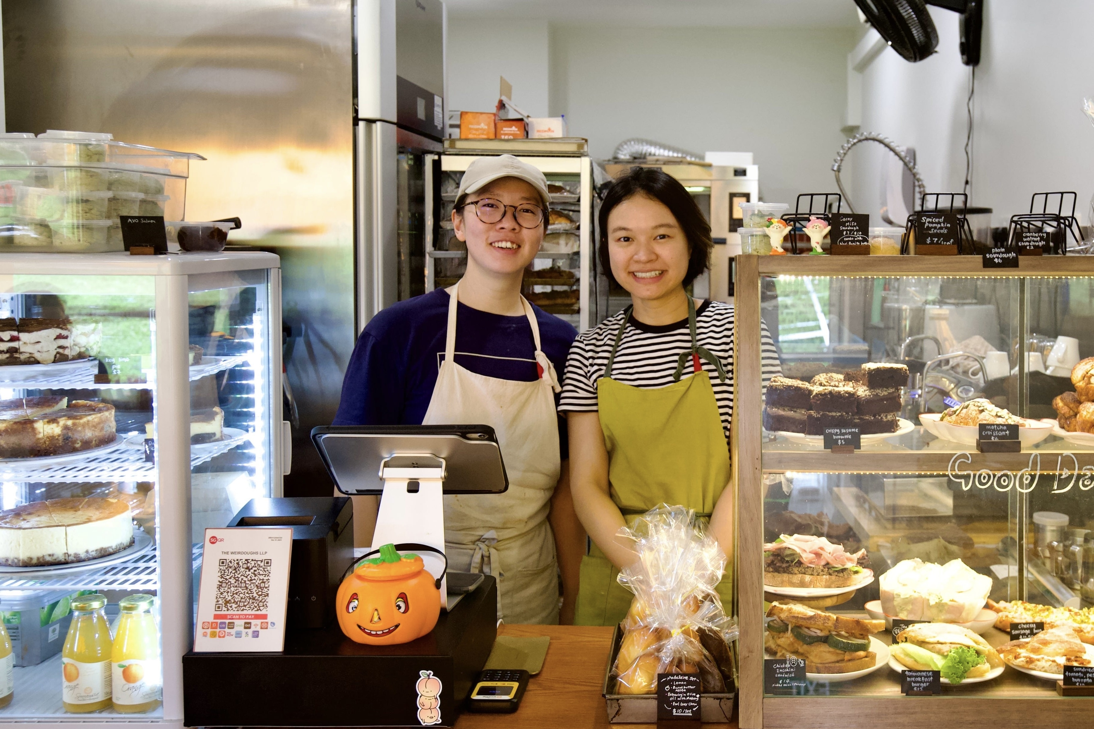 Bo cong viec van phong de ban banh mi 16 tieng/ngay hinh anh