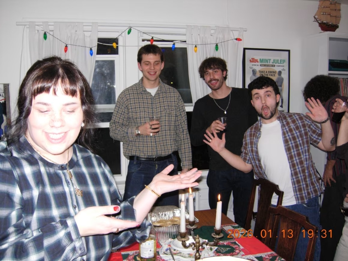 AI,  loi song,  analog,  Shaughnessy Barker,  song cham anh 1