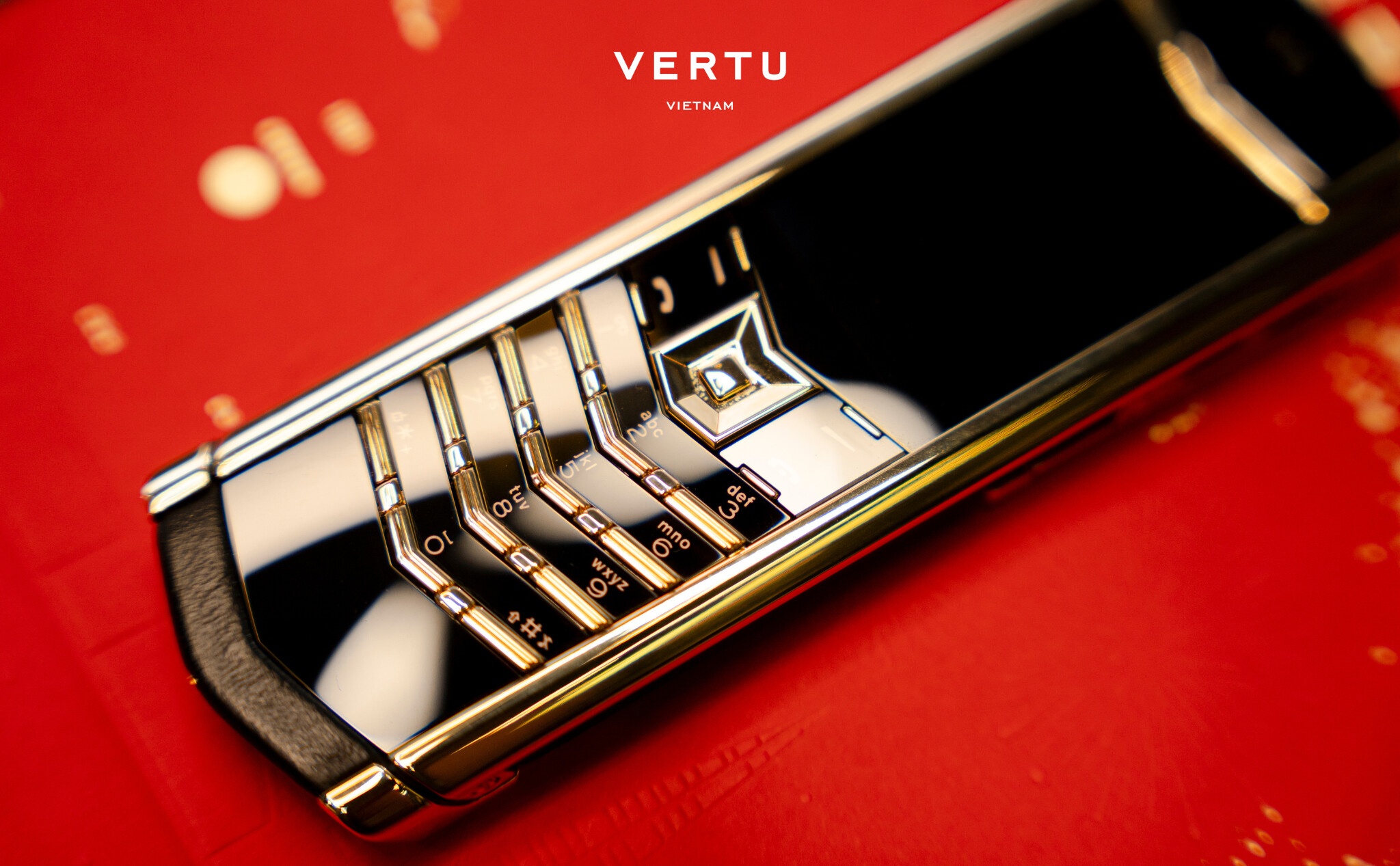 Vertu,  Signature V,  Vertu Viet Nam, anh 3
