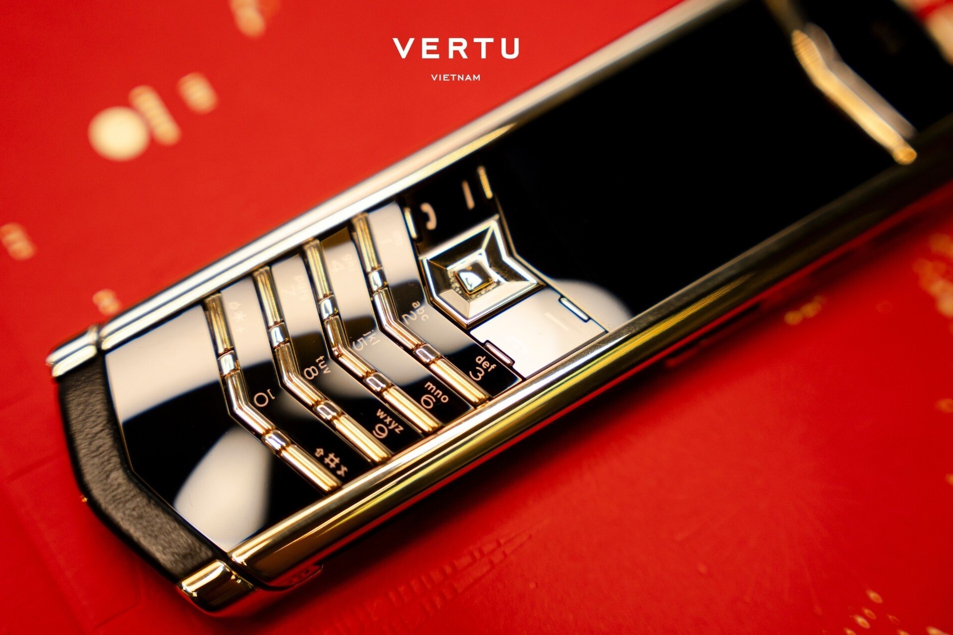 Vi sao gioi doanh nhan tim mua Vertu Signature V hinh anh