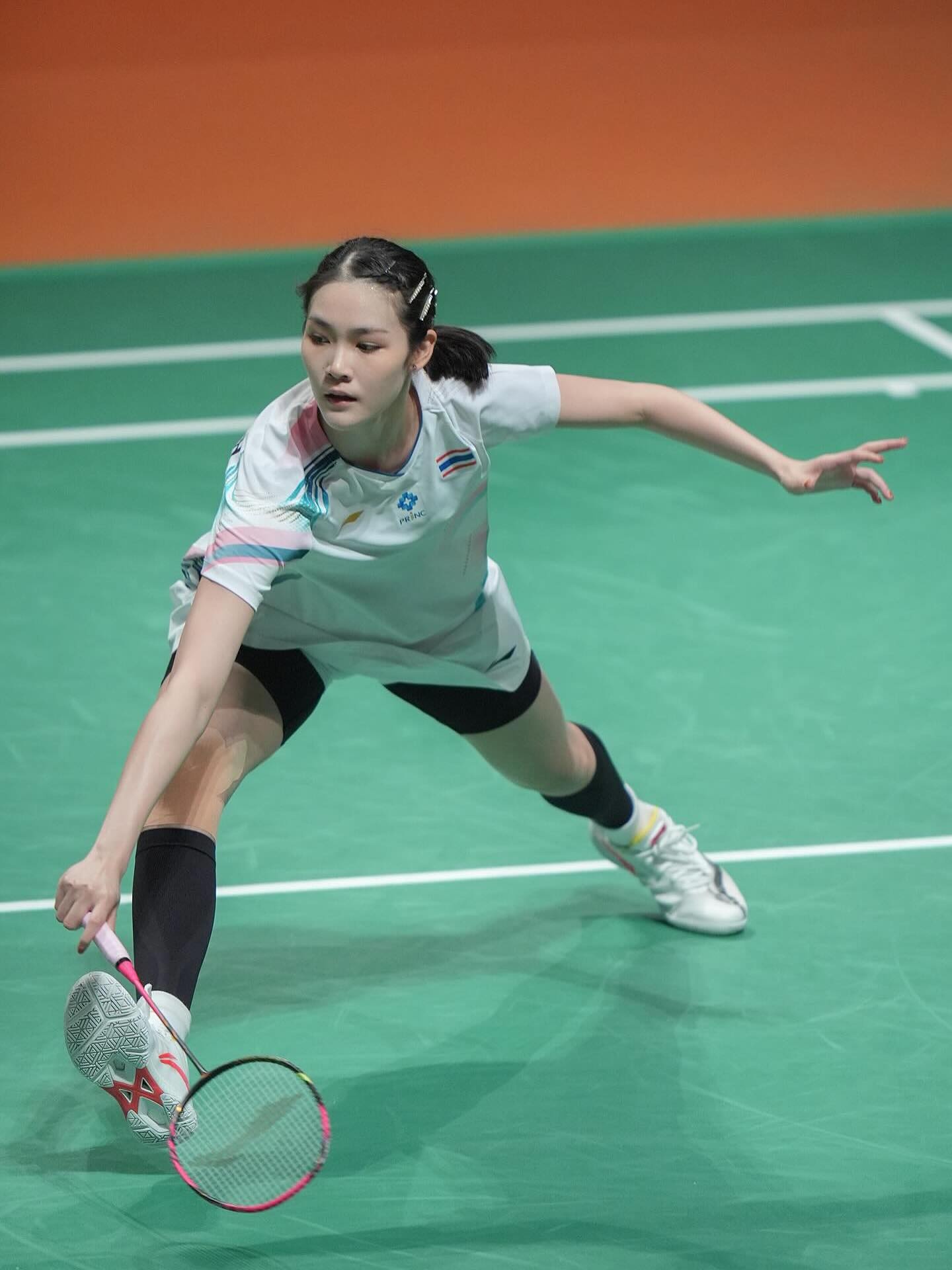 cau long,  Pitchamon Opatniputh,  Indonesia Masters,  Thuy Linh anh 3