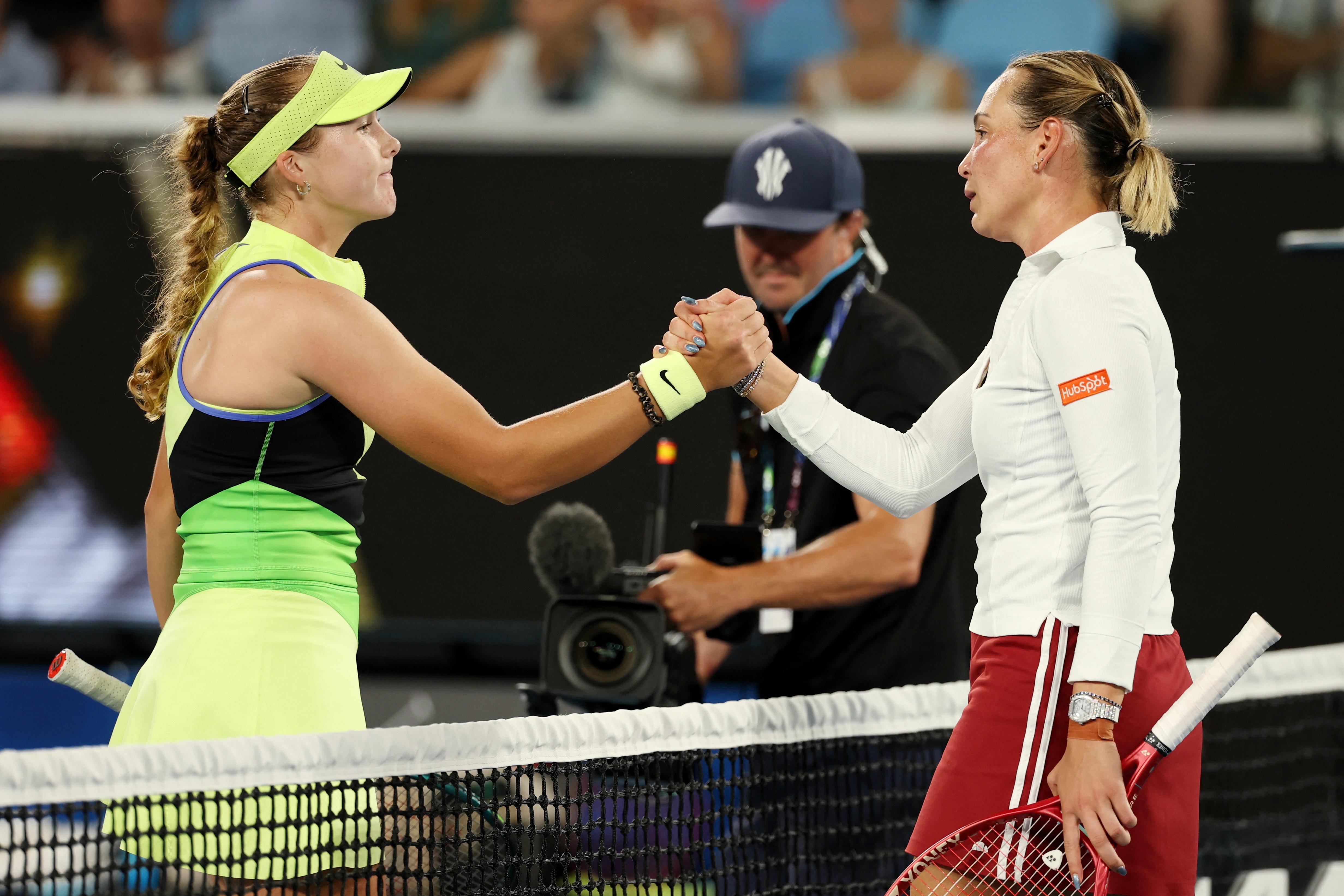 tay vot,  tennis,  Mirra Andreeva,  Elina Svitolina anh 2