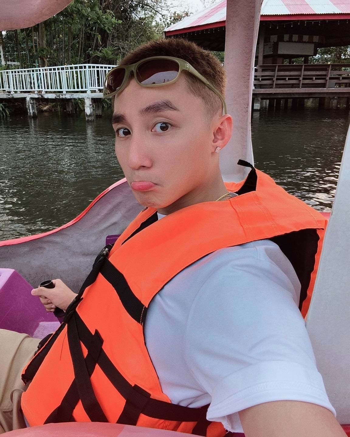 Son Tung M-TP,  Day-Date,  18038,  dong ho,  rolex anh 8