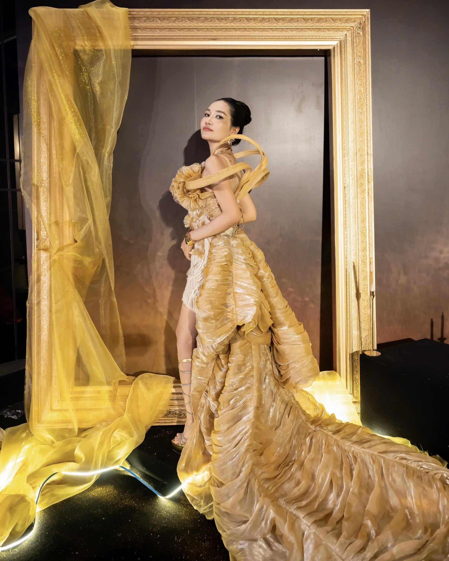 trieu dong,  YEP,  tat nien,  tiec anh 3