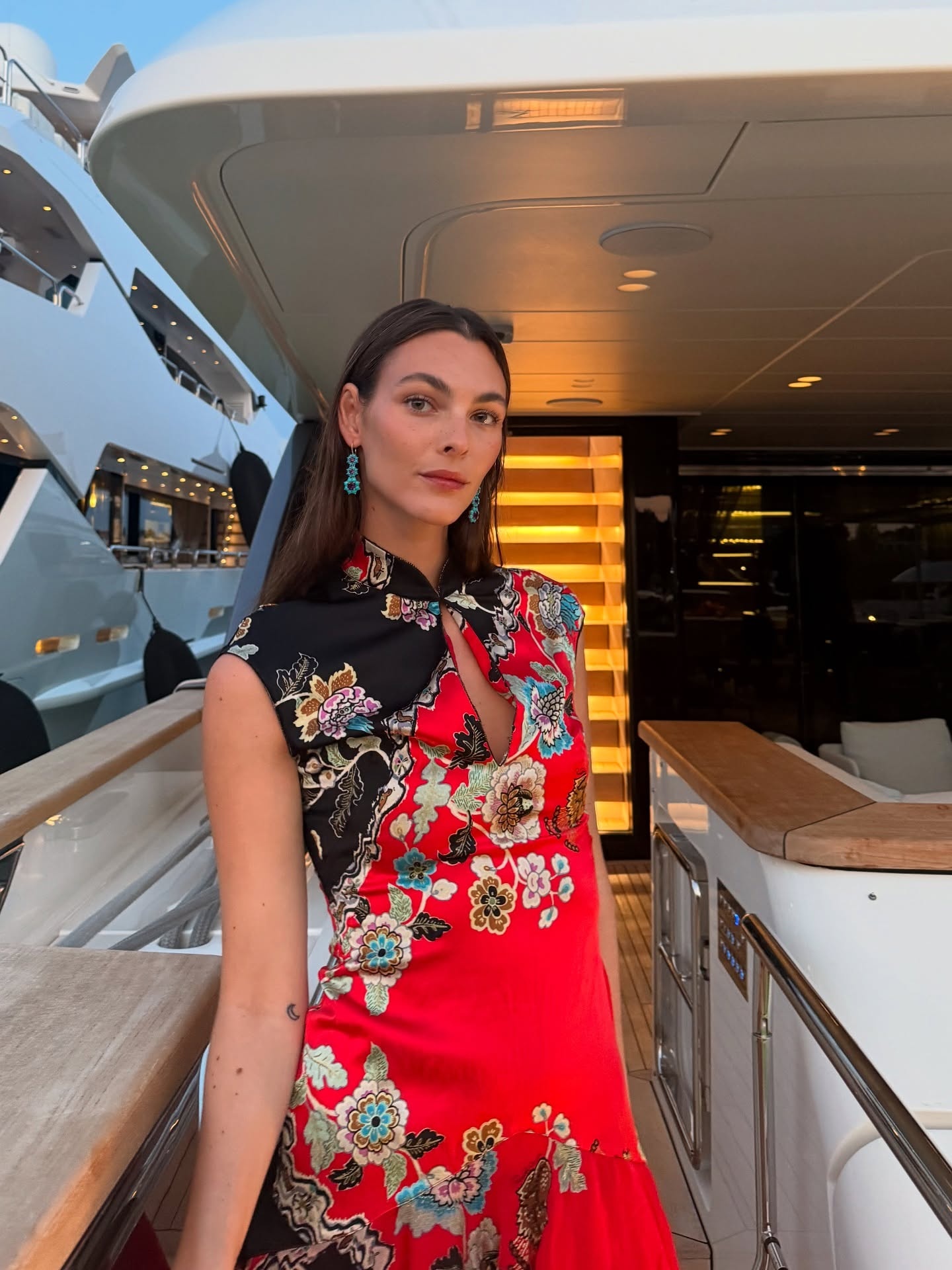 Leonardo DiCaprio,  Vittoria Ceretti,  tai tu,  sieu mau anh 16