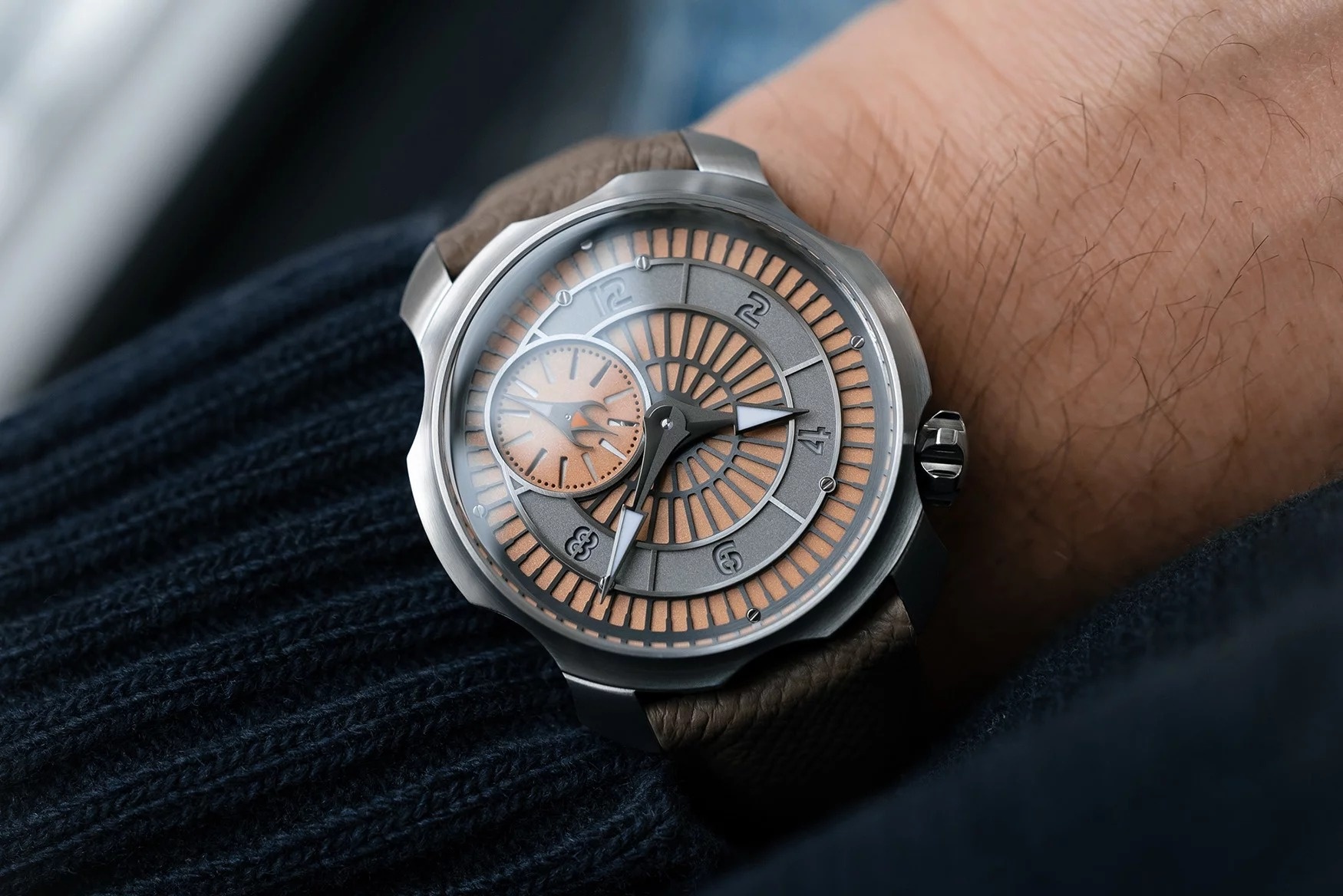 dong ho,  Thuy Si,  Niton anh 1