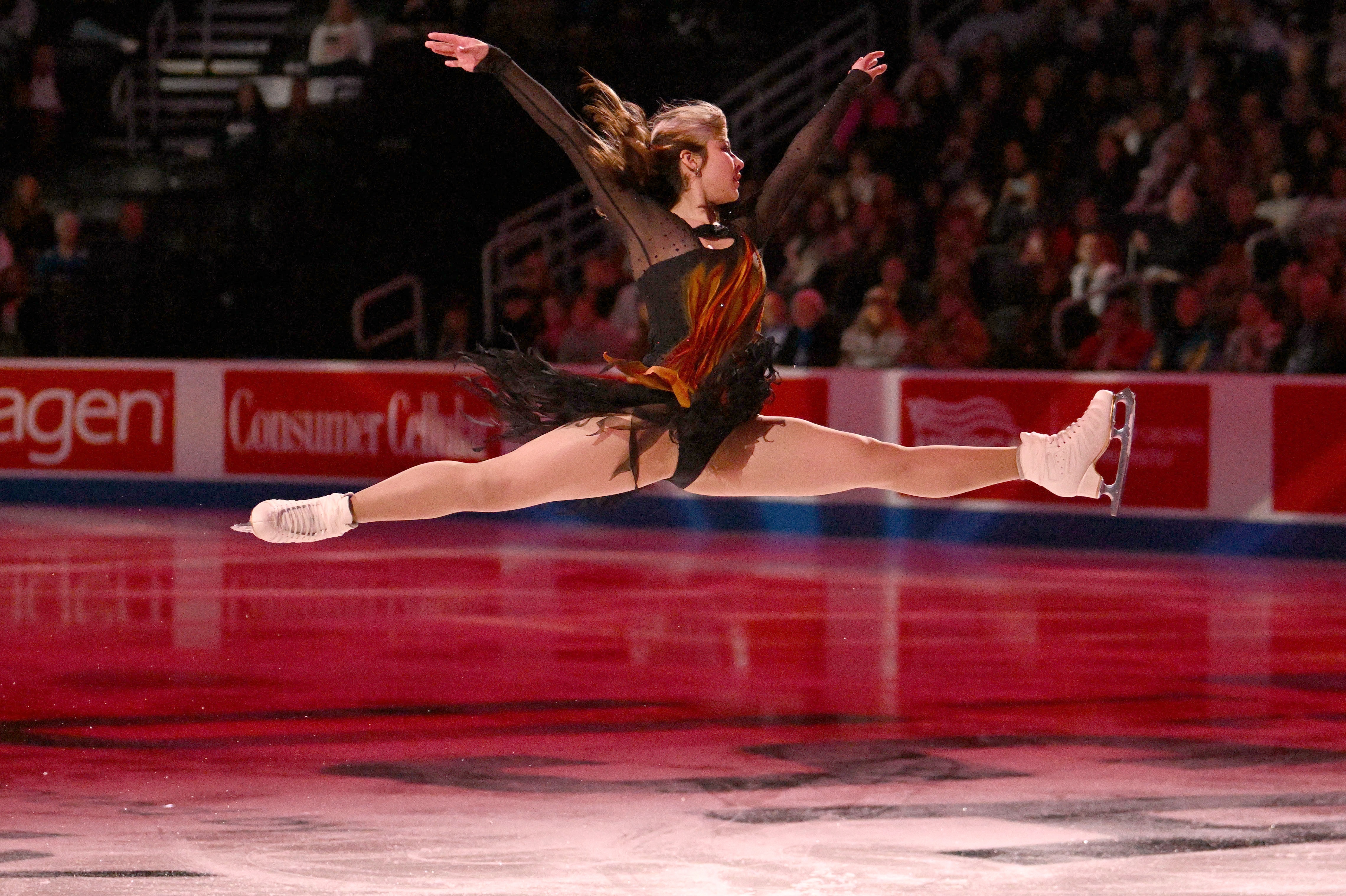 Olympic,  Alysa Liu,  truot bang,  VDV anh 8