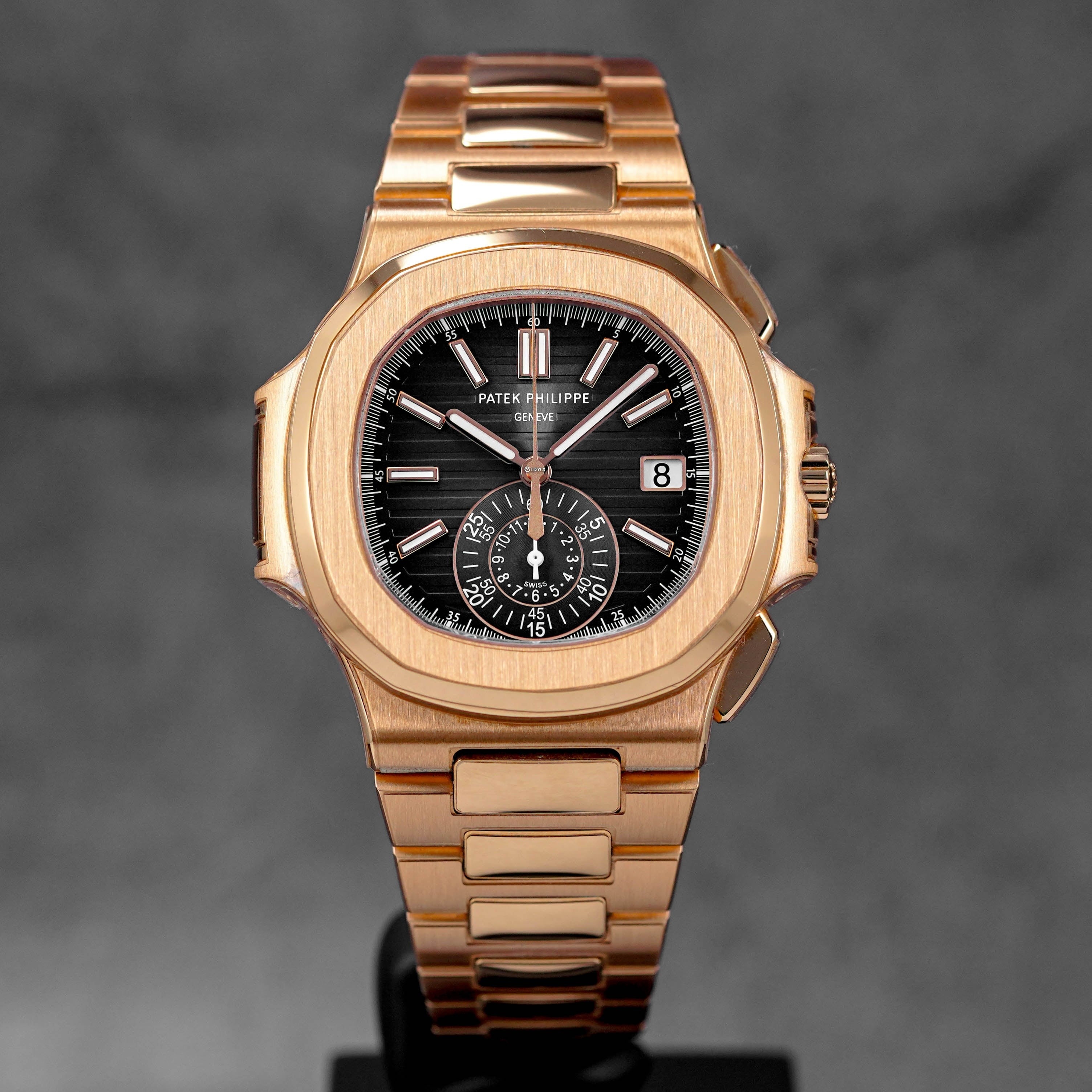 may tinh,  Super Bowl,  Rapper,  Travis Scott,  casio, anh 9