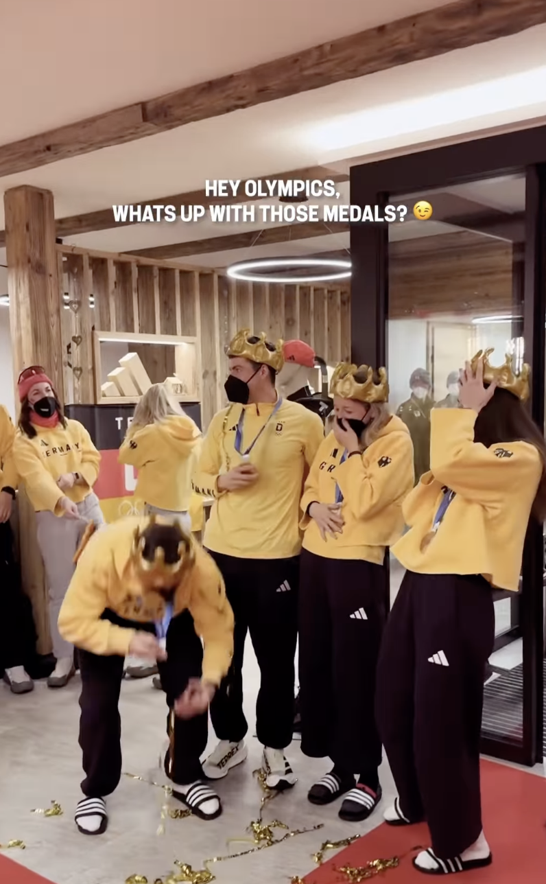 huy chuong,  Olympic,  Milano-Cortina,  HCV,  Alysa Liu,  Breezy Johnson anh 2