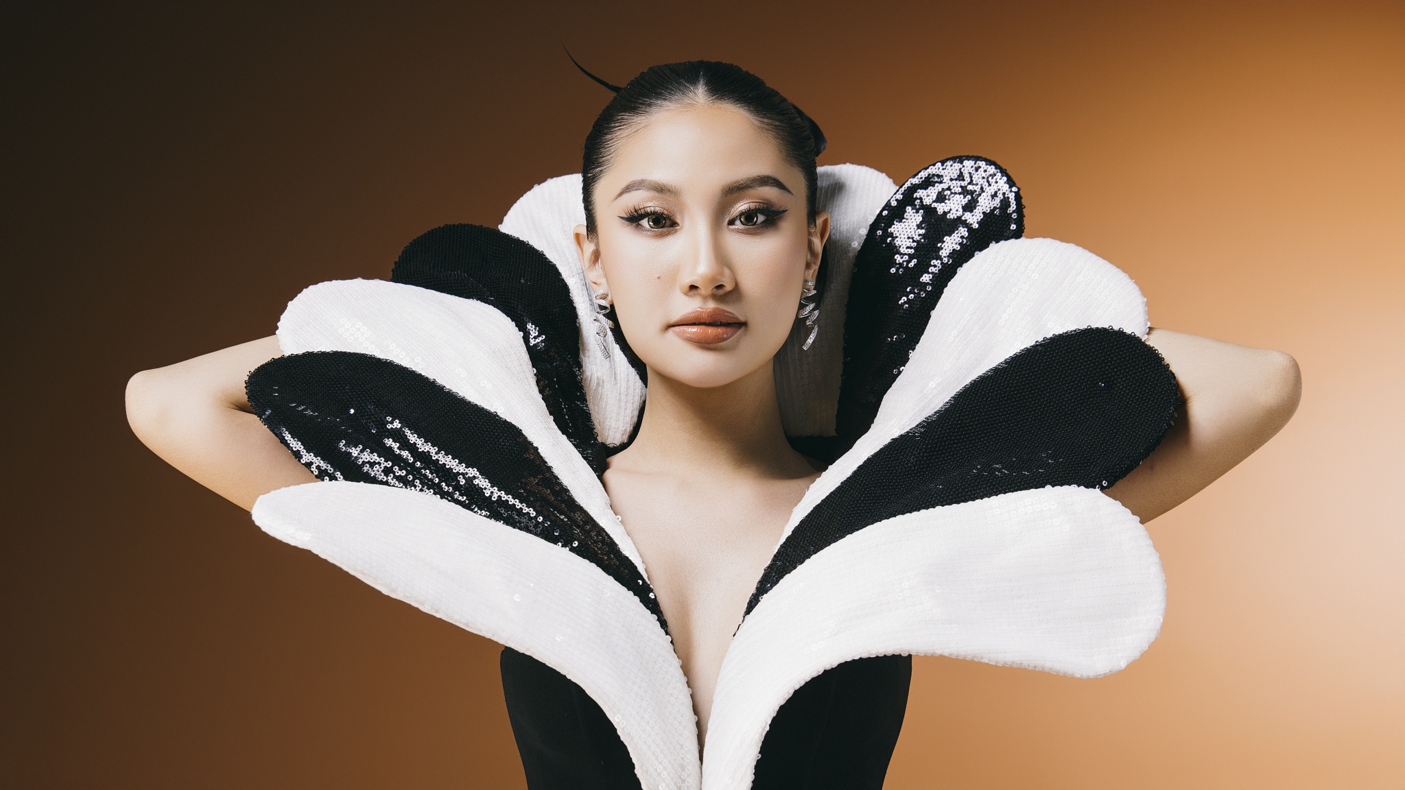 hoa hau,  a hau,  2025,  hoa hau hoan vu,  Miss Cosmo 2025 anh 6