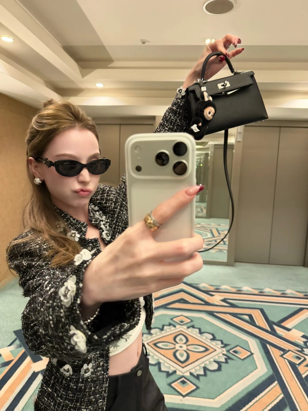 phu kien,  tui,  charm,  Chanel,  Dior,  beauty charm anh 2