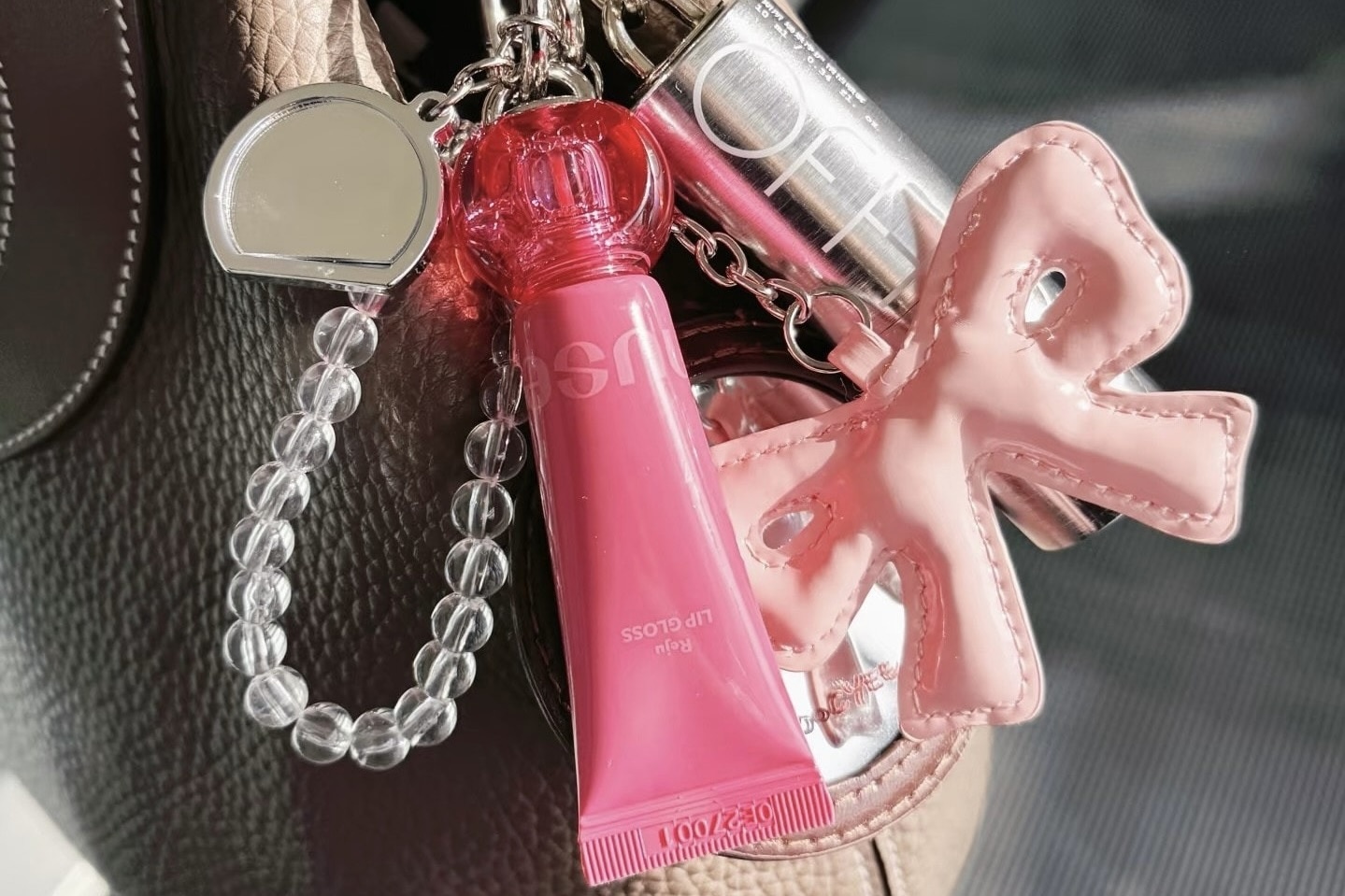 phu kien,  tui,  charm,  Chanel,  Dior,  beauty charm anh 1