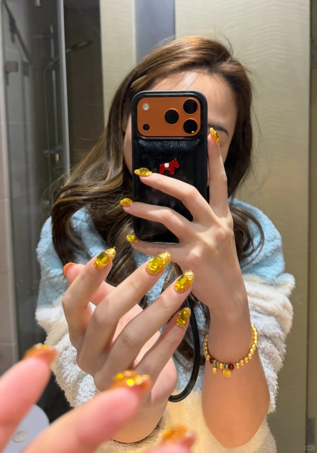 nail,  vang,  gia vang,  mong tay dat vang anh 1