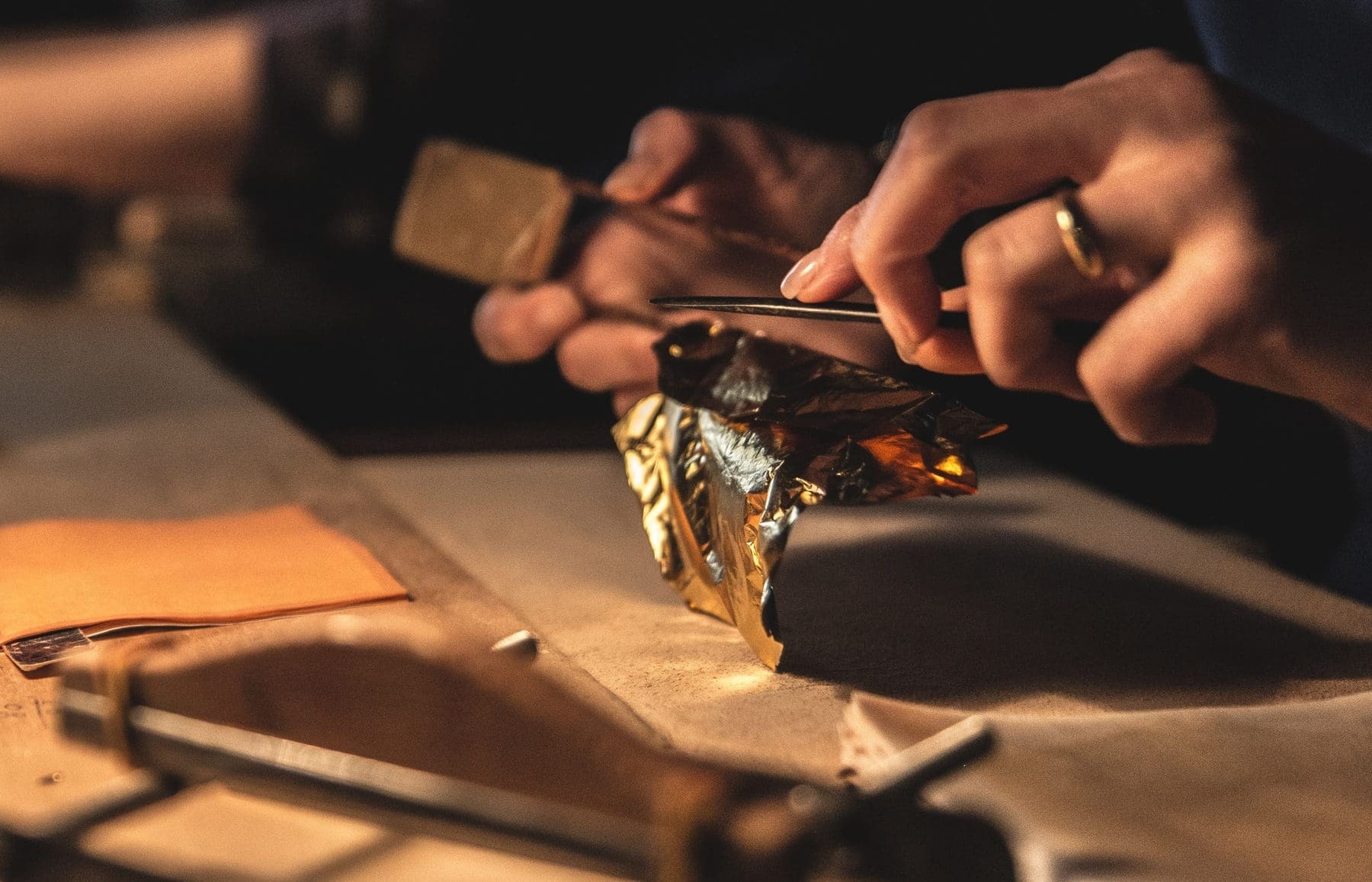 cong viec,  bien mat,  nghe,  Nguoi bao thuc anh 19