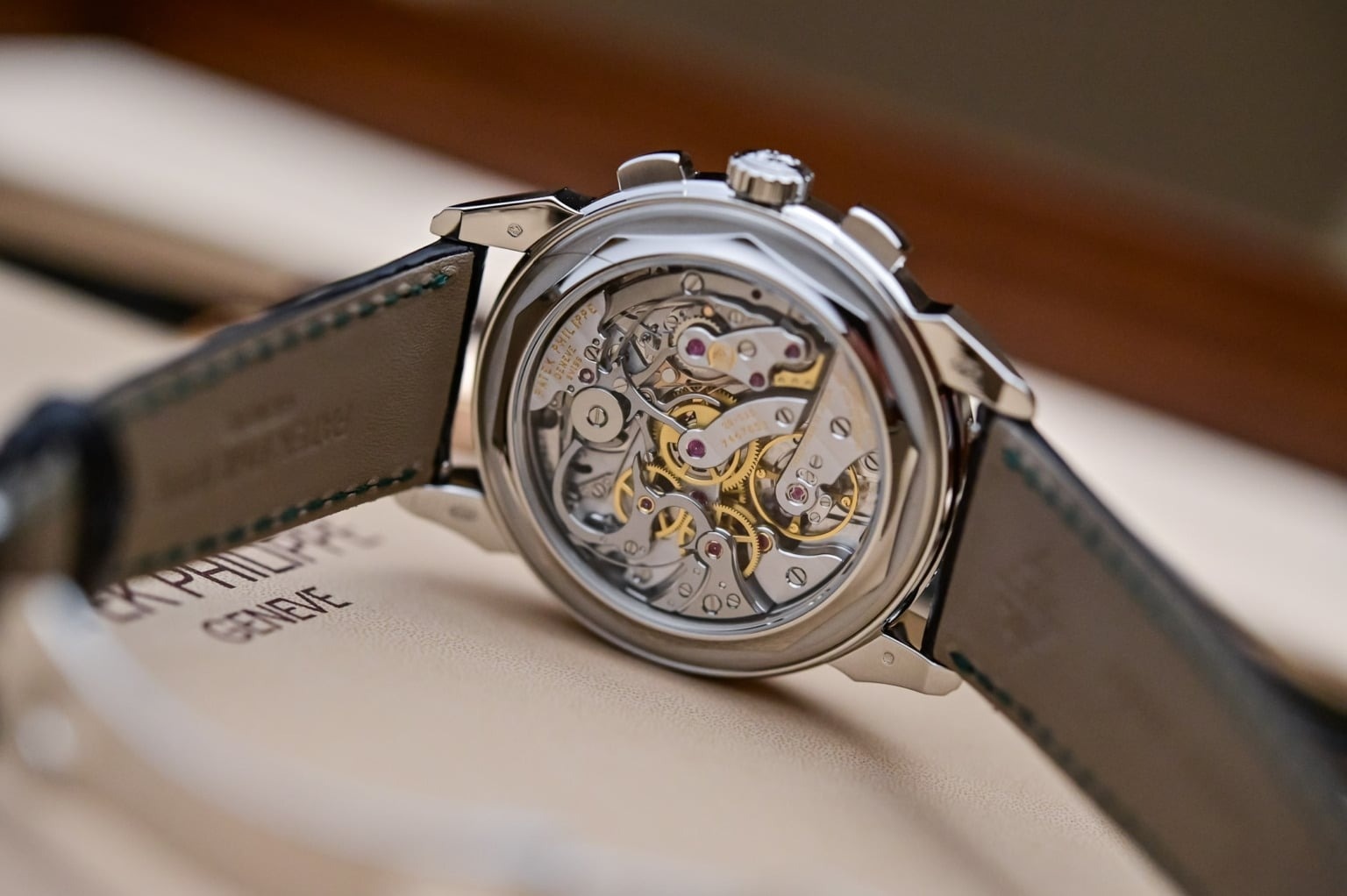 Quang duong,  dong ho,  Patek Philippe anh 5