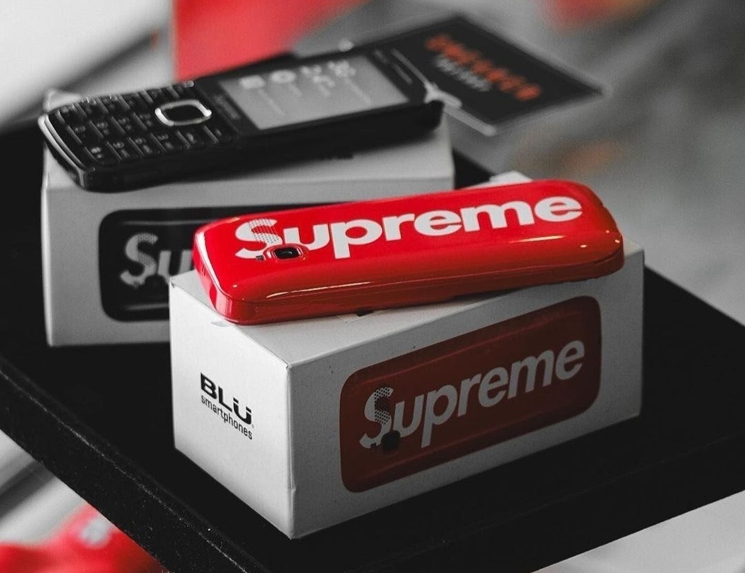 Supreme,  phu kien, anh 16