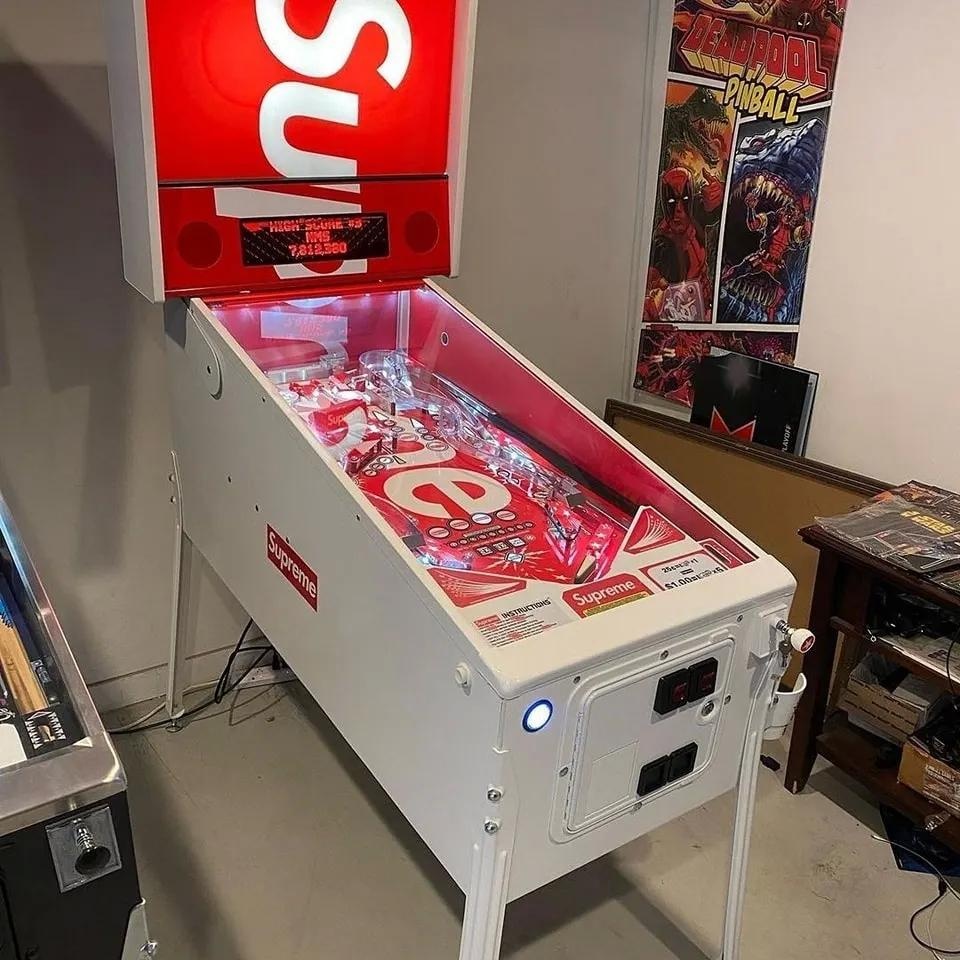 Supreme,  phu kien, anh 17