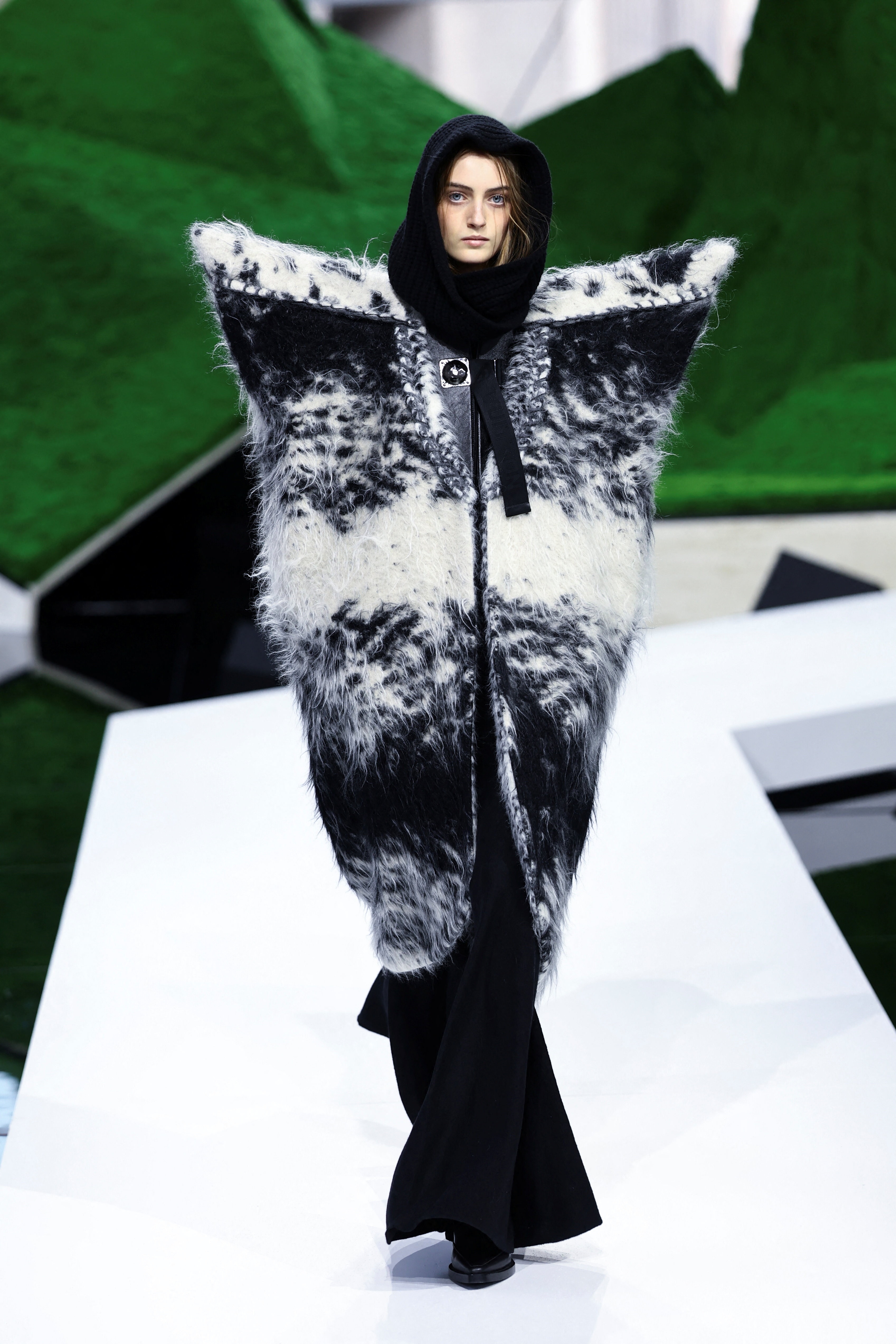 thoi trang,  tuan,  Miu Miu,  Miuccia Prada,  Louis Vuitton anh 10