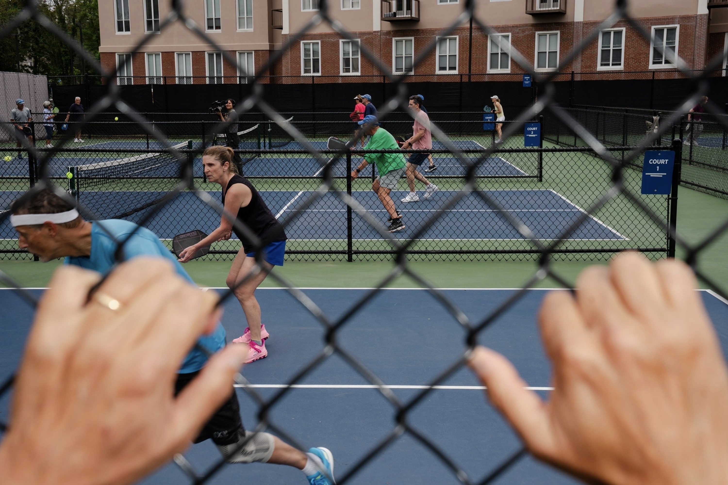 San pickleball 1,5 trieu USD bi dong cua vinh vien vi gay on ao hinh anh