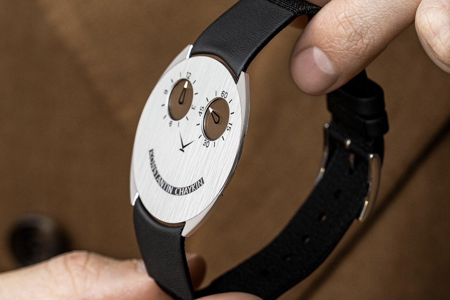 Dong ho co mong nhat the gioi chinh thuc 'len ke' hinh anh