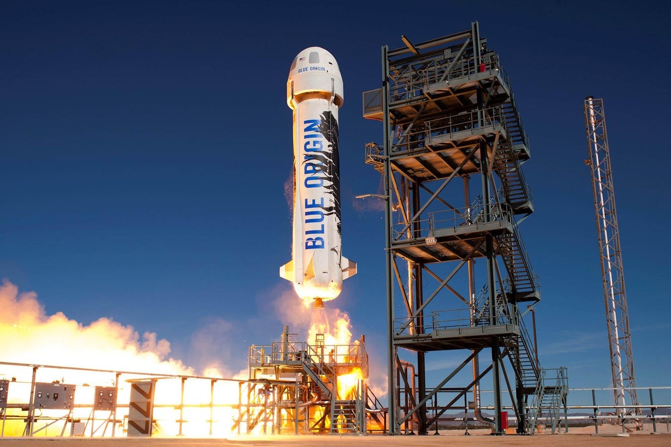 bat dong san,  Jeff Bezos,  tai san Jeff Bezos anh 5