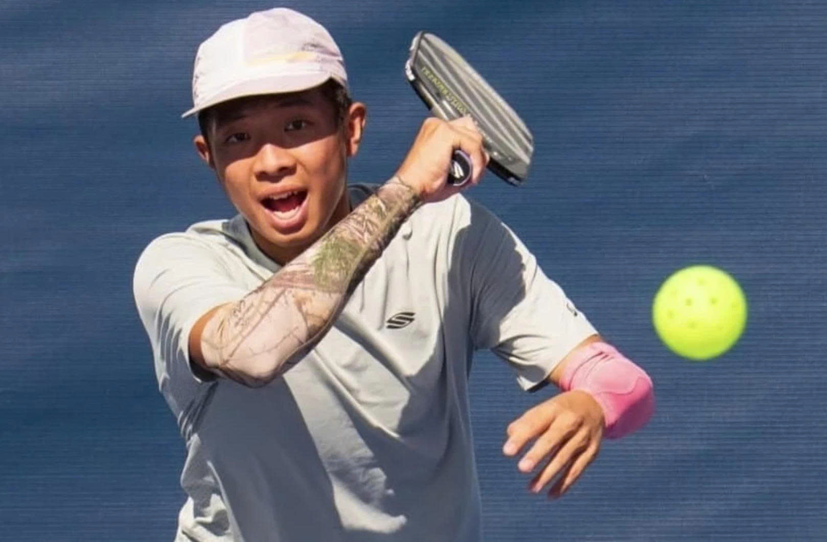 Quang Duong,  rolex,  quang duong mua rolex,  dong ho rolex,  tay vot pickleball anh 1