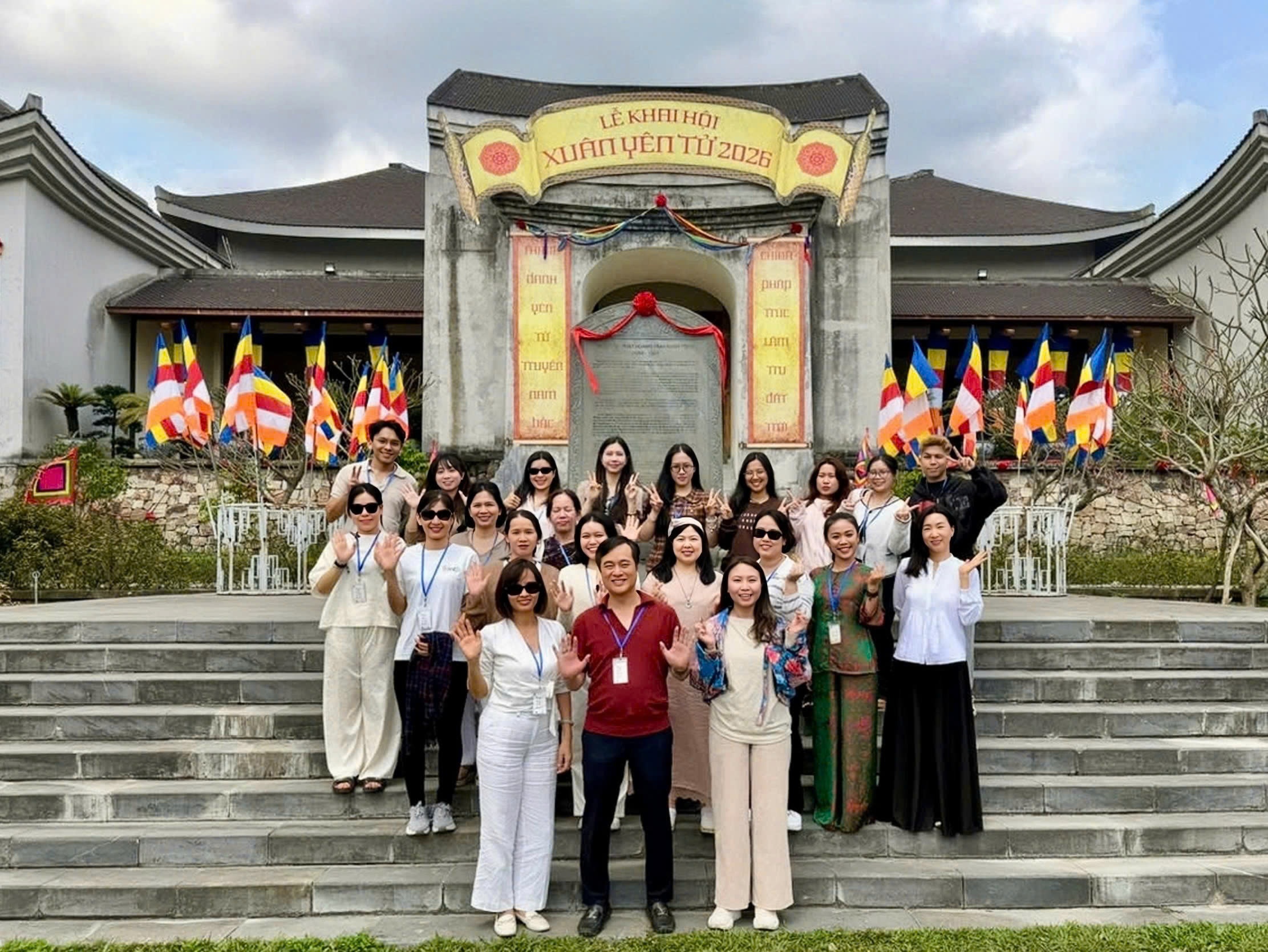 ty,  team building,  nhan su,  doanh nghiep anh 2