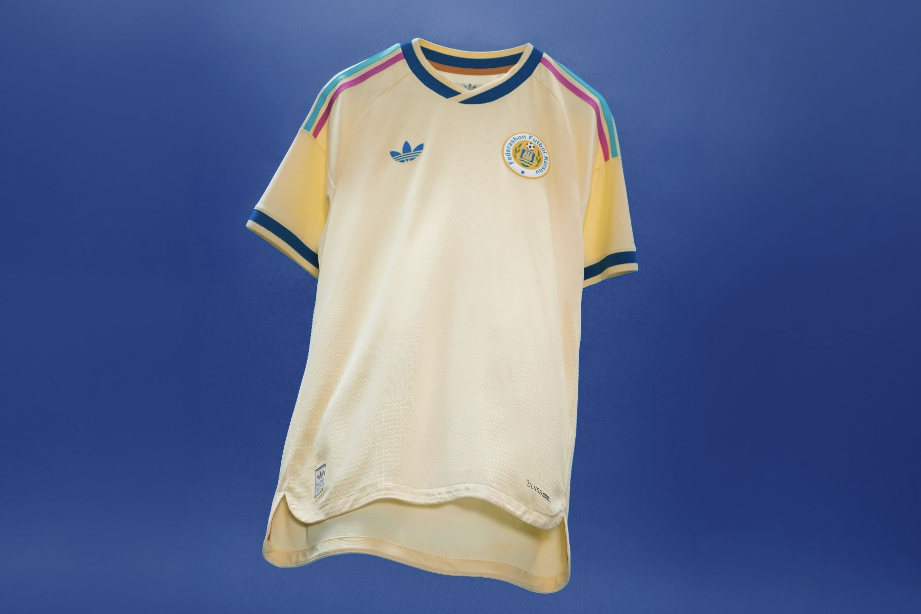 World Cup,  ao dau,  Curacao,  adidas anh 1
