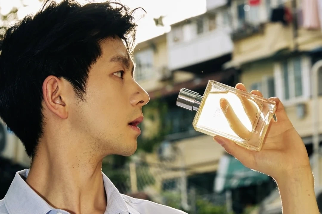 Thay gi tu trao luu xit nuoc hoa 100 lan? hinh anh