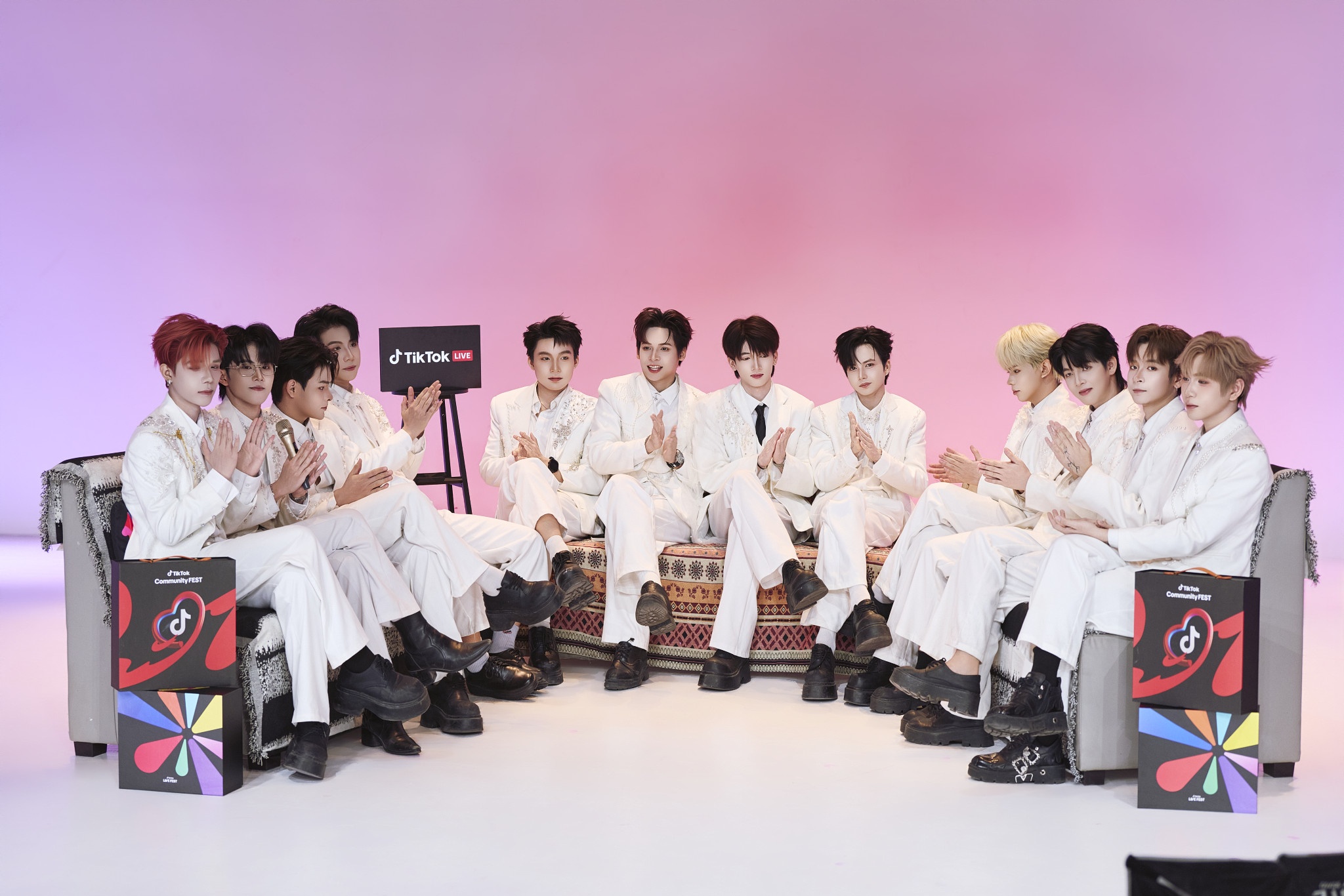 idol,  nhom,  ST_Twilight,  tiktok,  idol live, anh 1