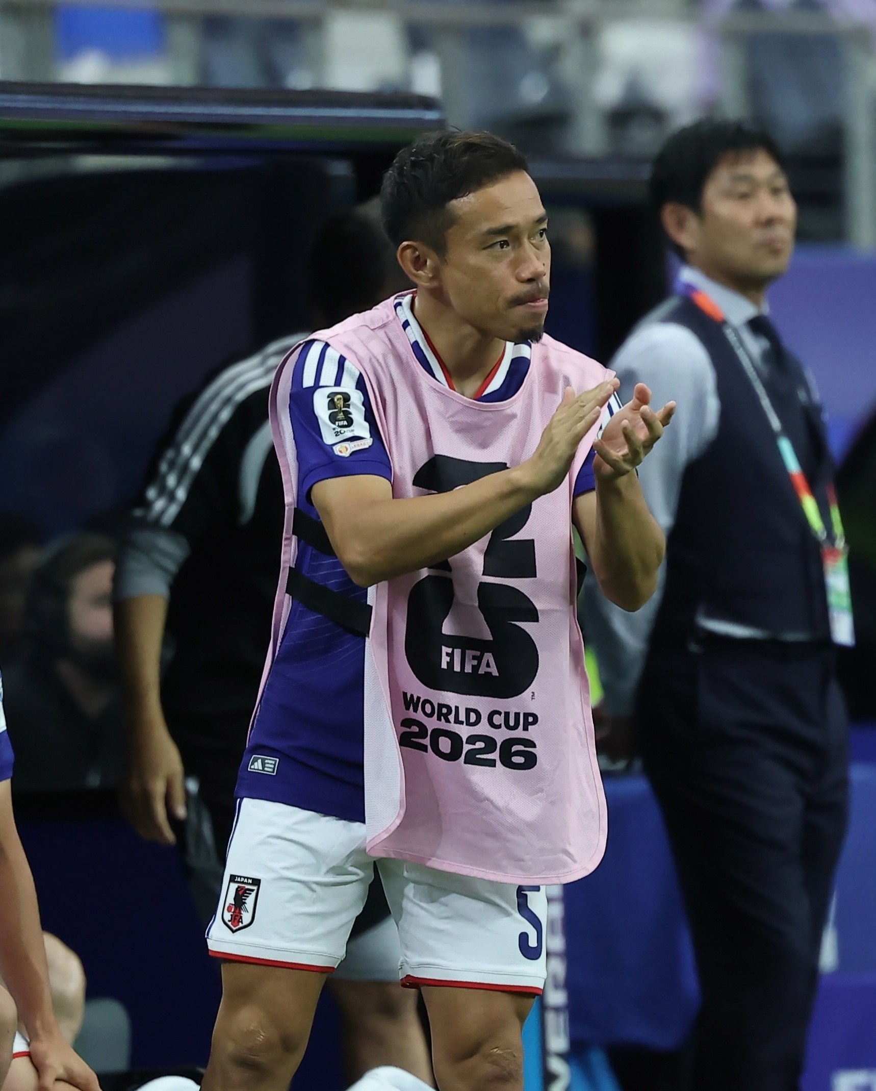 ao,  World Cup,  ao,  ao dau,  t,  phu hieu di san,  phu hieu,  LEGACY,  Messi,  Ronaldo anh 4