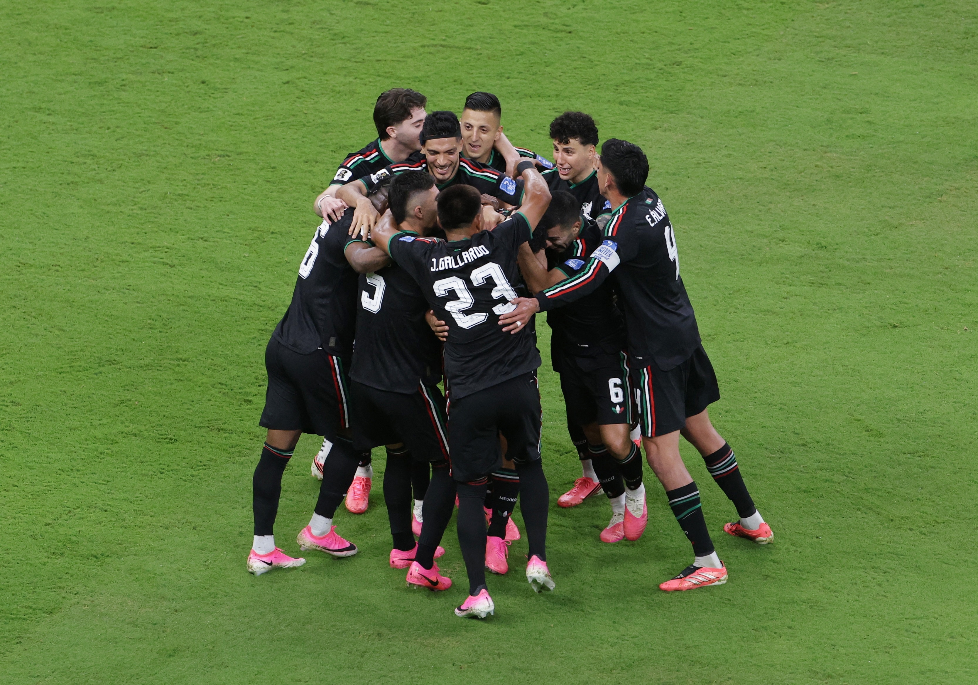 ao,  Mexico,  World Cup 2026,  ao dau thu ba,  ao dau anh 1