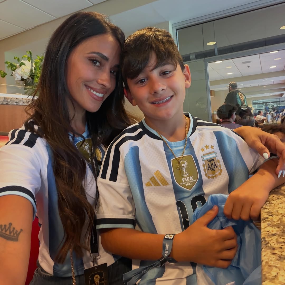 Messi, Antonela Roccuzzo, Audemars Piguet ảnh 10 Messi, Antonela Roccuzzo, Audemars Piguet anh 10
