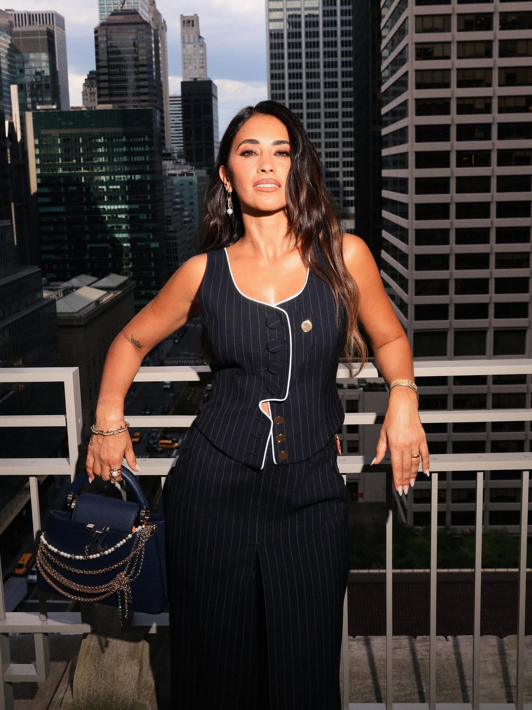 dong ho,  WAGs,  messi,  Ronaldo,  Antonela Roccuzzo,  Georgina Rodriguez anh 2