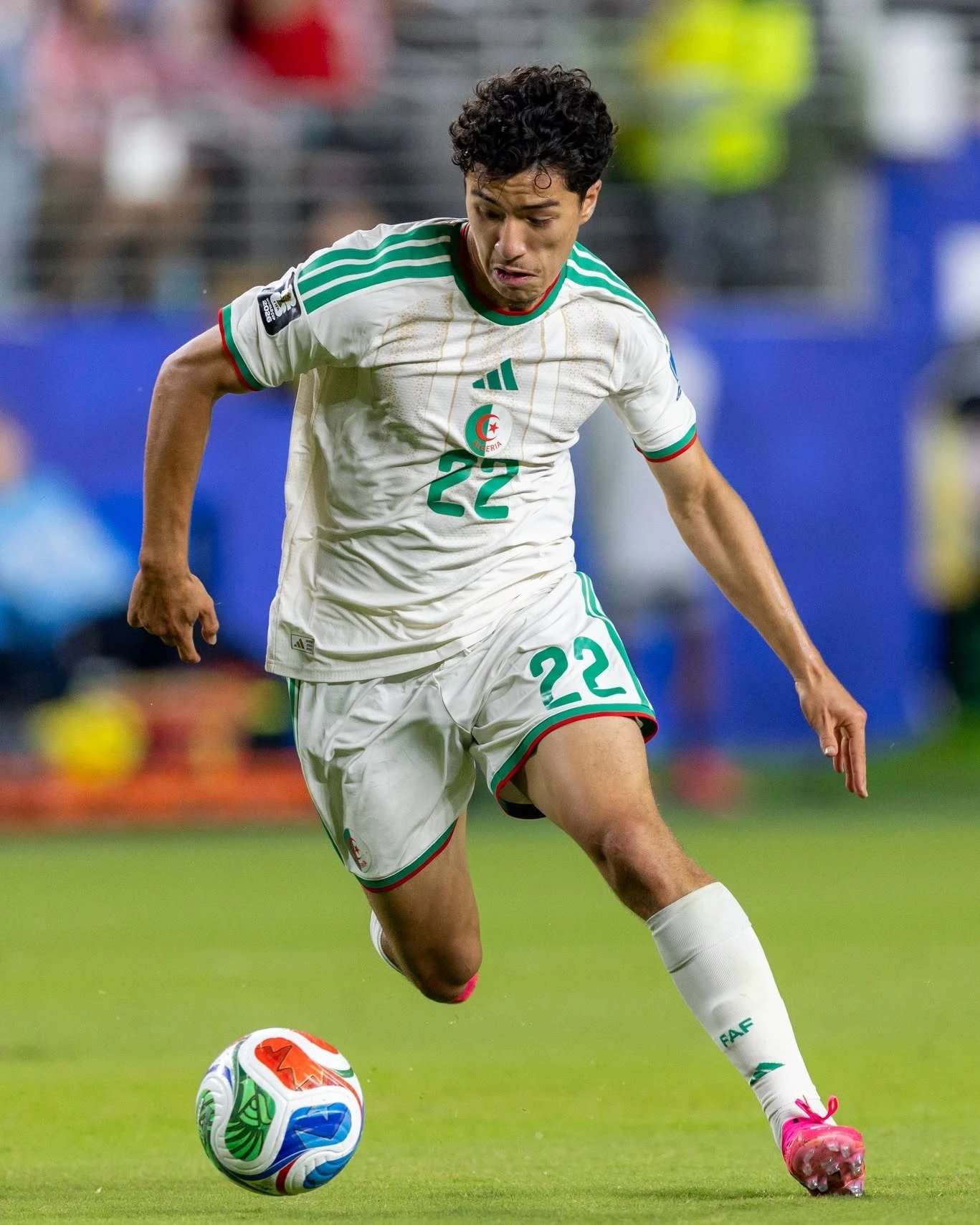 Cau thu,  Ibrahim Maza,  Viet,  Algeria,  FIFA,  Cau thu goc Viet anh 9