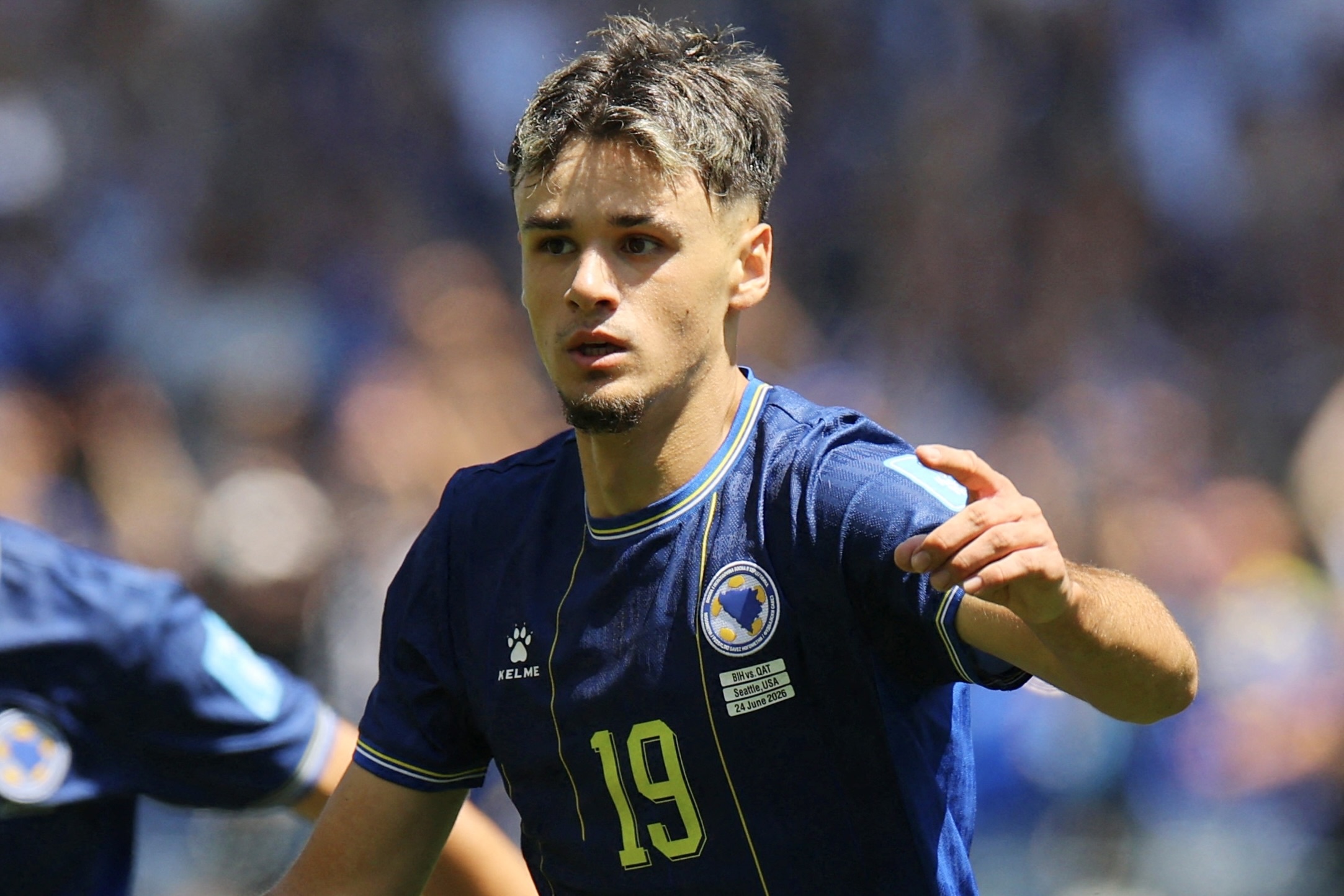 Cau thu tre nhat lich su ghi ban ngoai vong cam o World Cup la ai hinh anh