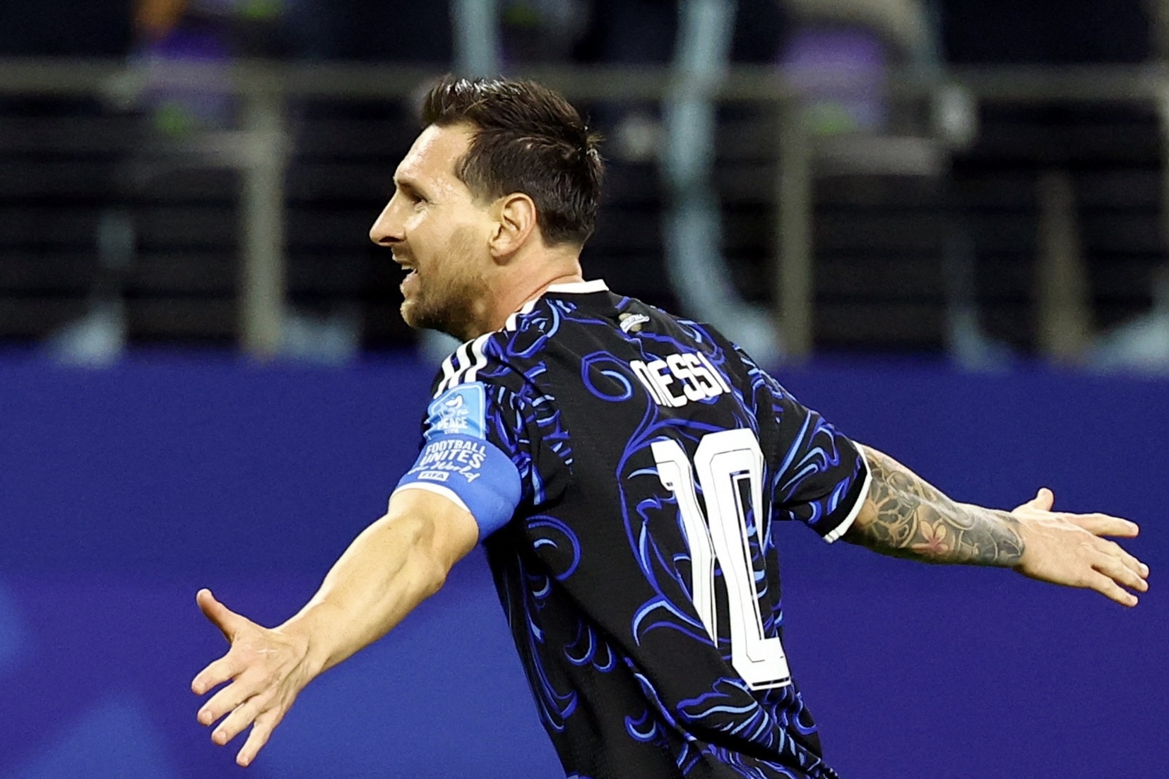 Lan dau sau 20 nam, Messi lai ghi ban khi mac ao san khach o World Cup hinh anh
