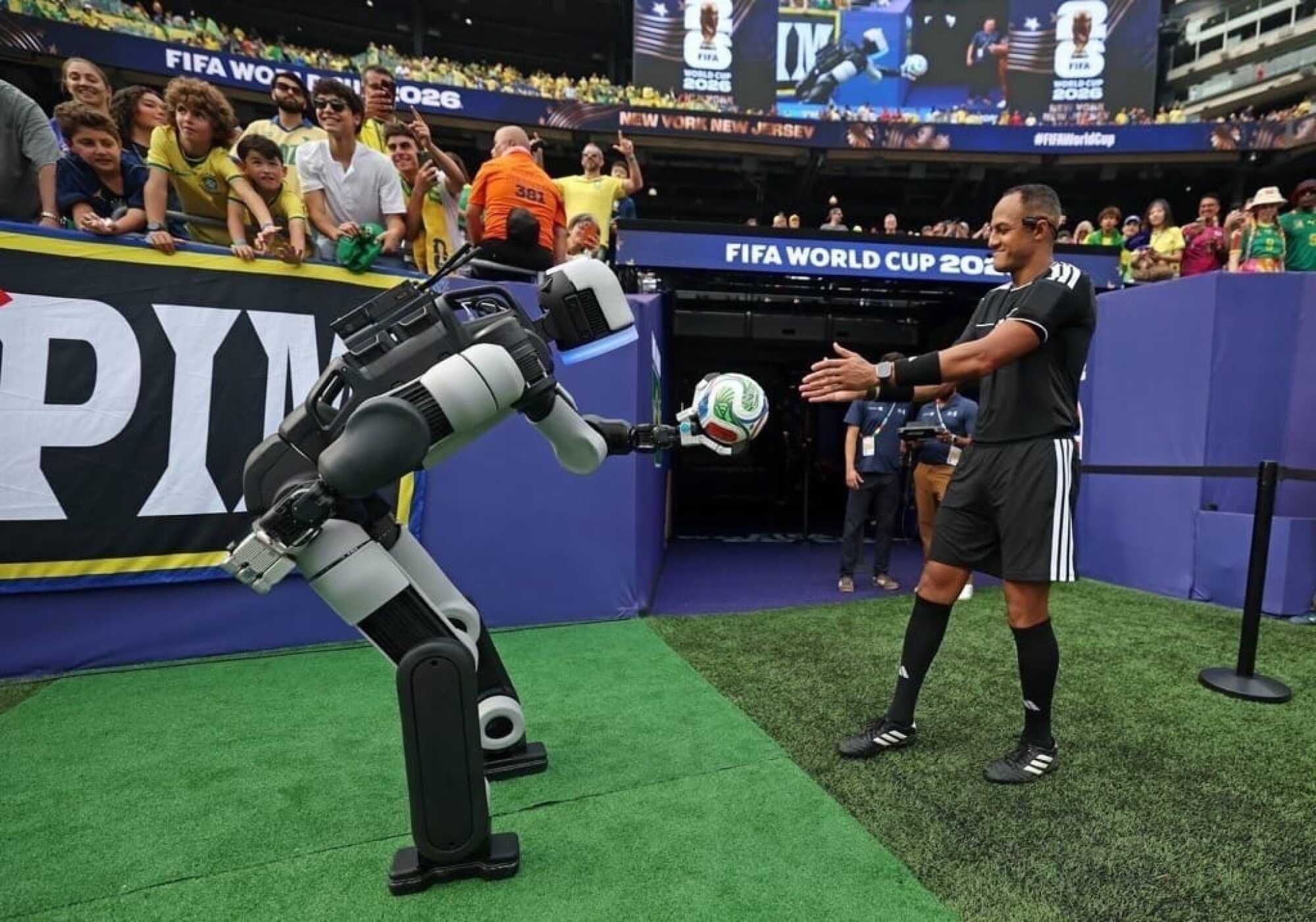 robot,  Haaland,  World Cup,  Na Uy,  Boston Dynamics,  Erling Haaland,  Tien dao Na Uy anh 3