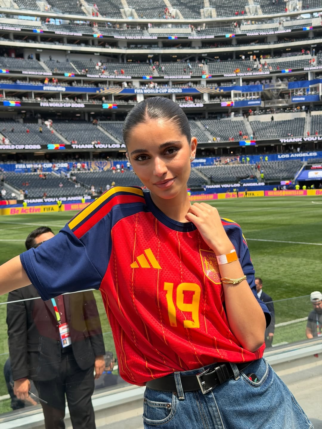 Yamal,  bạn g&aacute;i,  world cup,  T&acirc;y Ban Nha,  In&eacute;s Garc&iacute;a ảnh 2