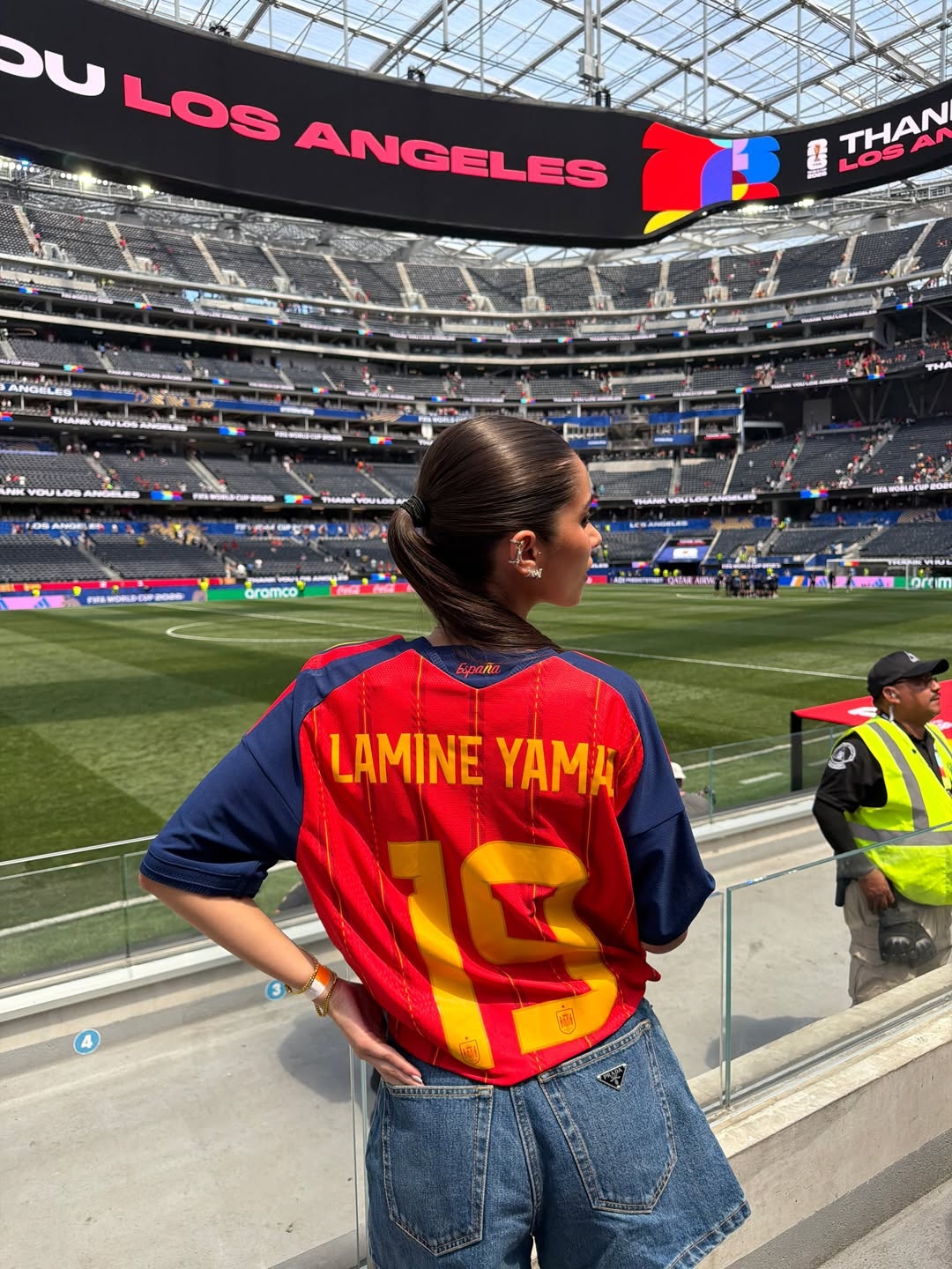 Yamal,  bạn g&aacute;i,  world cup,  T&acirc;y Ban Nha,  In&eacute;s Garc&iacute;a ảnh 3